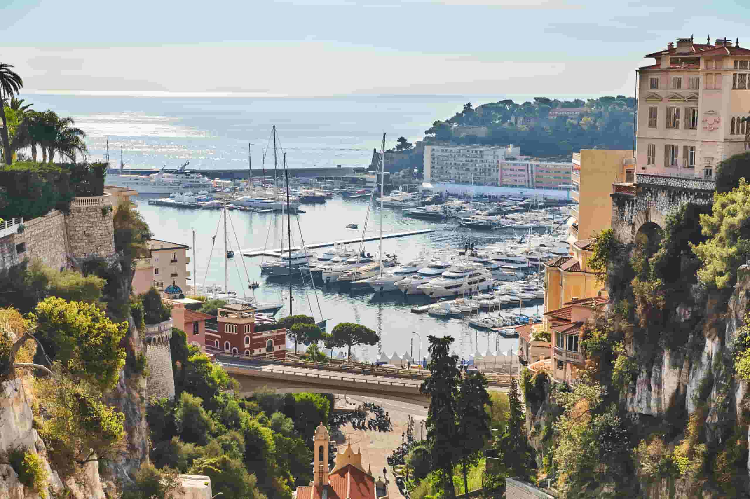 Find billige flybilletter to Montes Claros