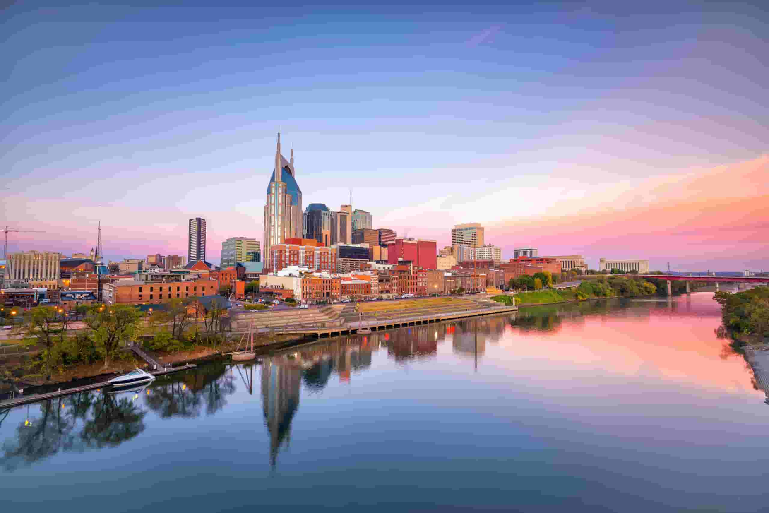 Trova voli economici a Nashville a partire da 106 €