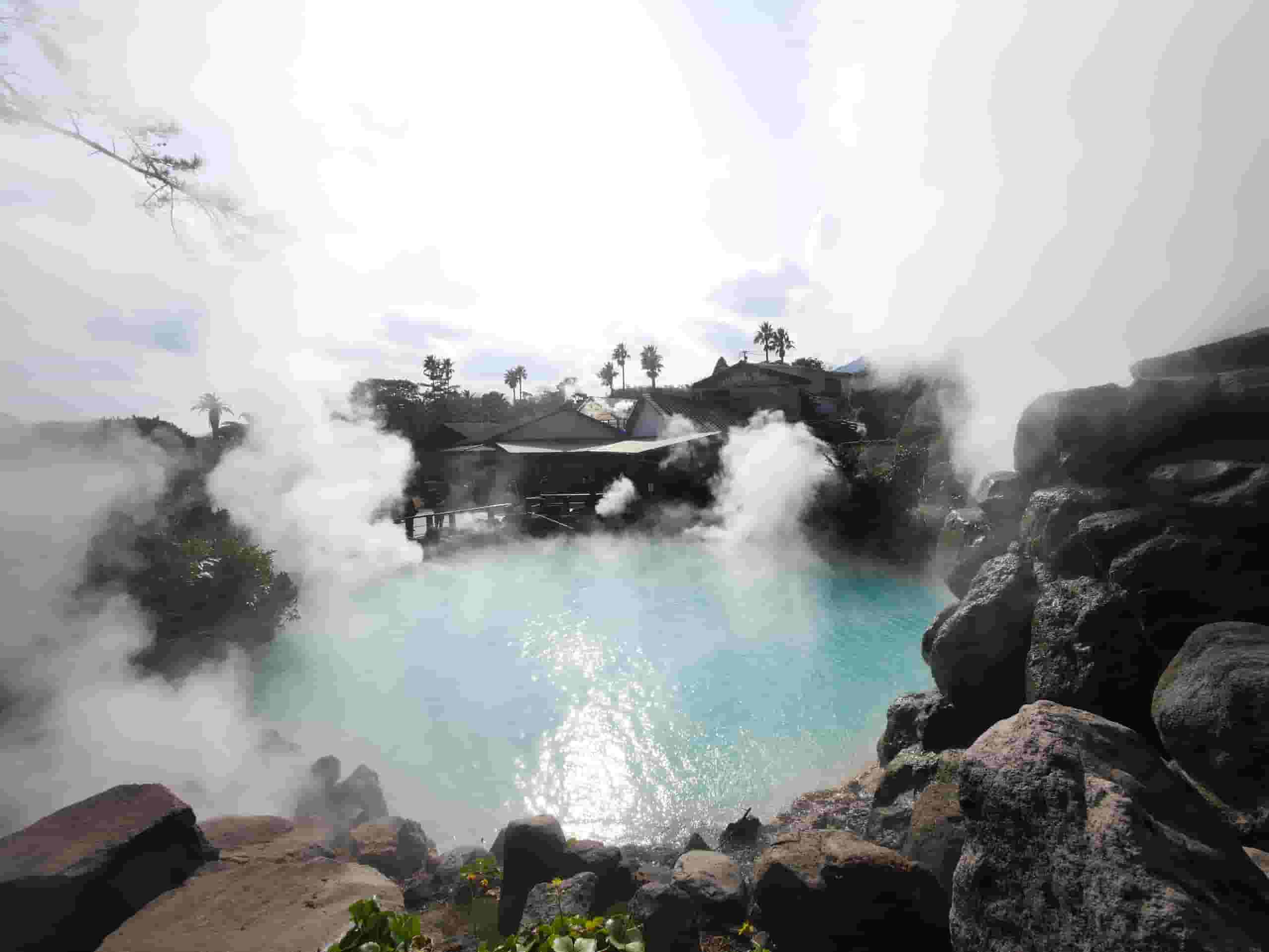 Etsi halpoja lentoja to Oita