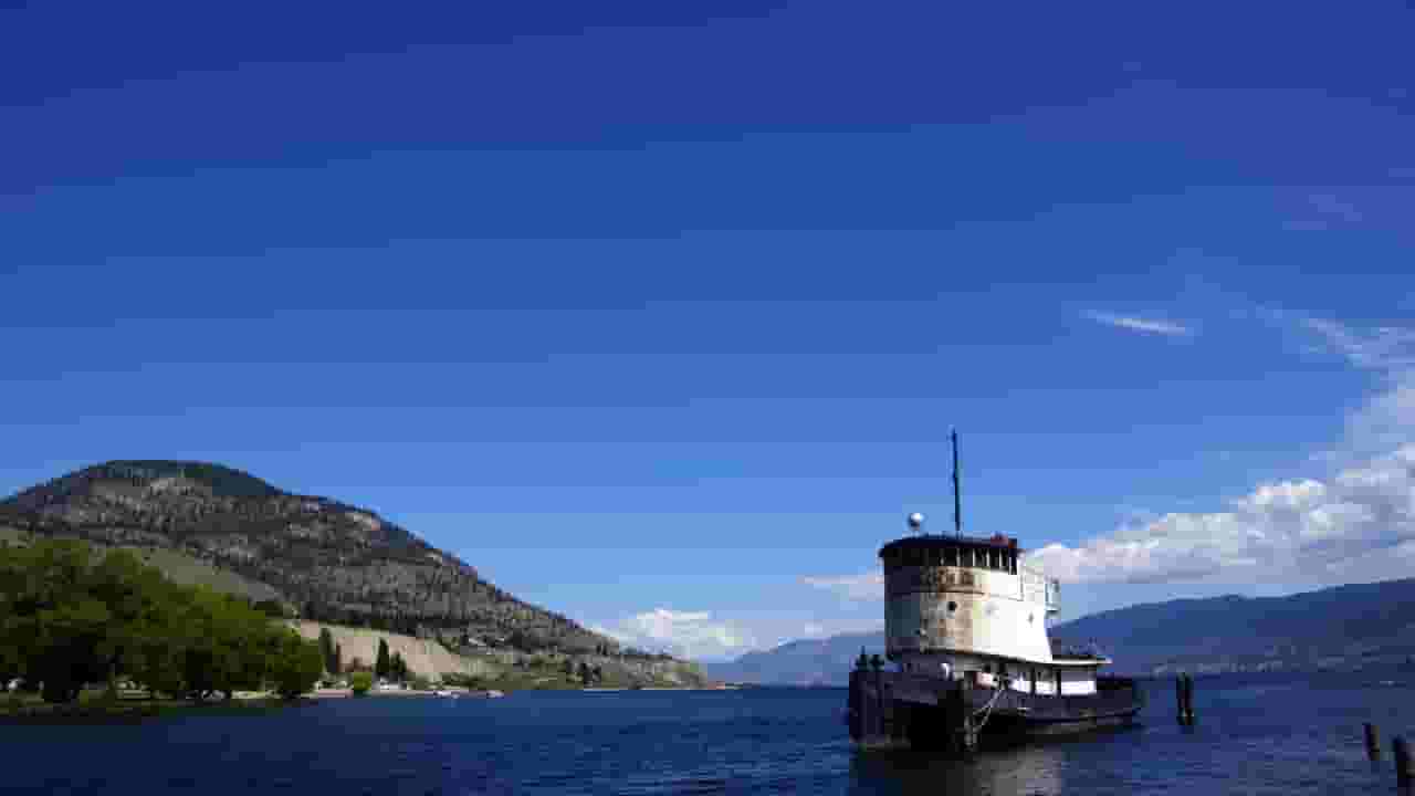 Wyszukaj tanie loty to Penticton