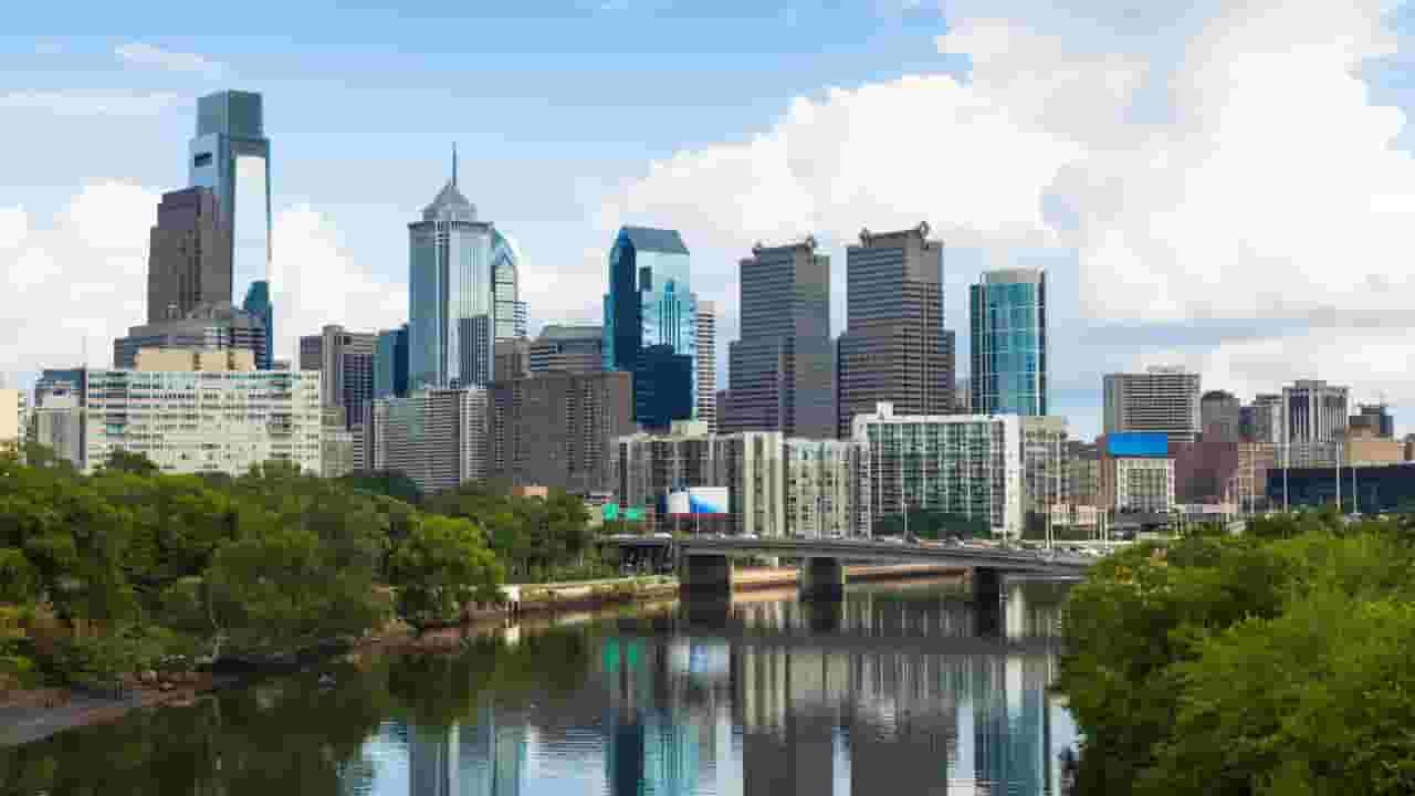 Encuentre vuelos baratos a Filadelfia desde $ 1,307