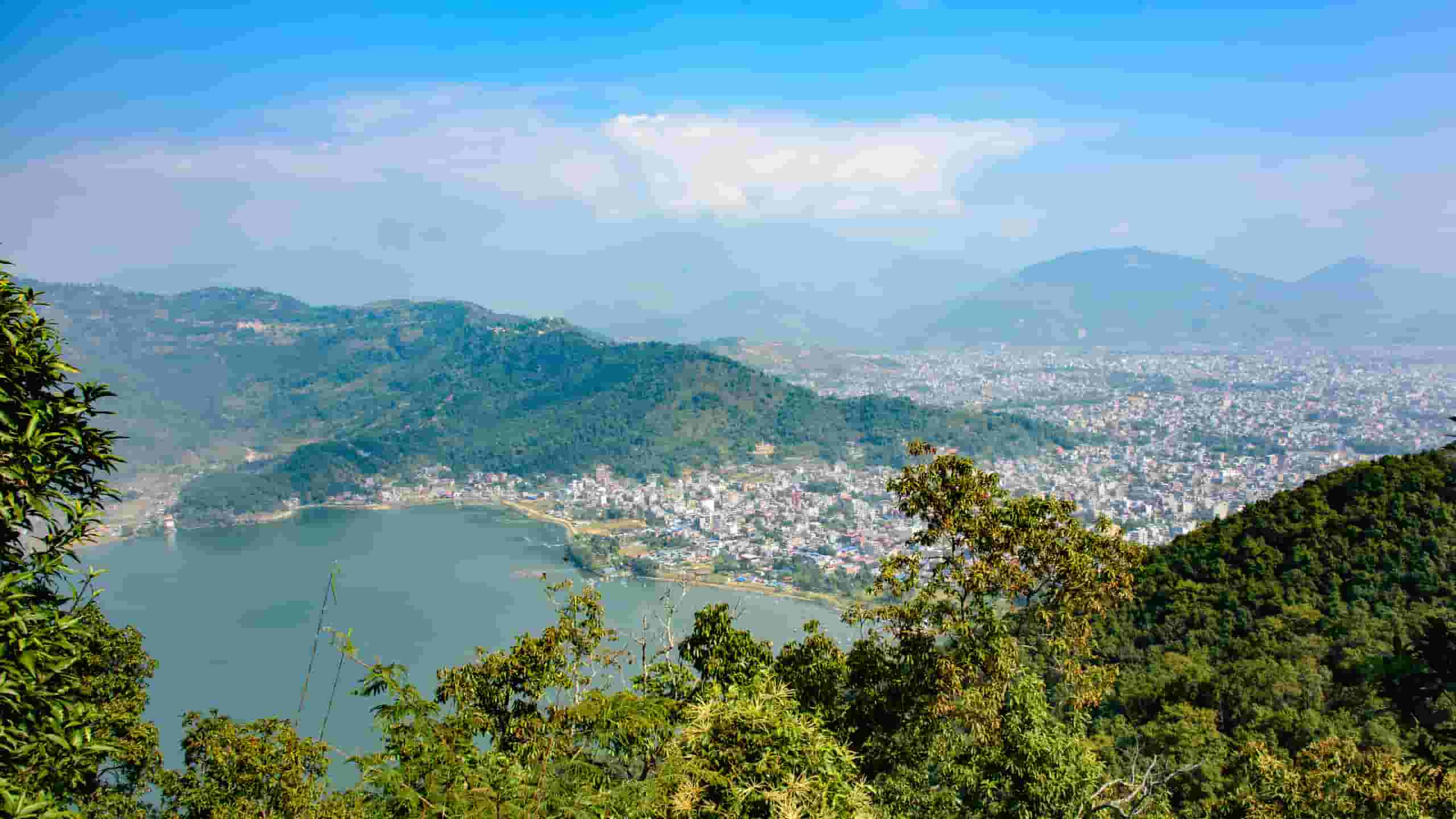 Finden Sie günstige Flüge nach Pokhara