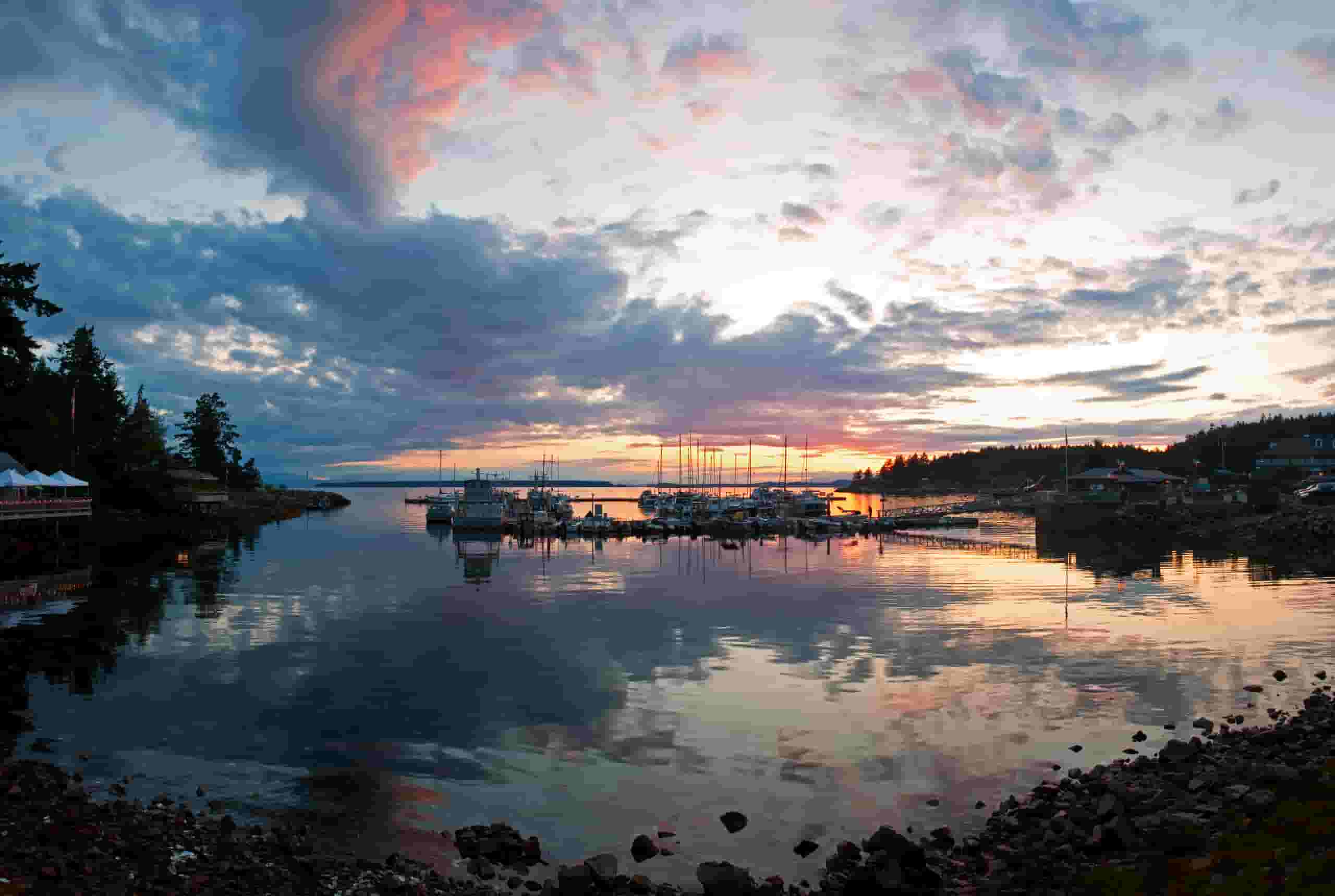 Encontre voos baratos to Powell River, British Columbia