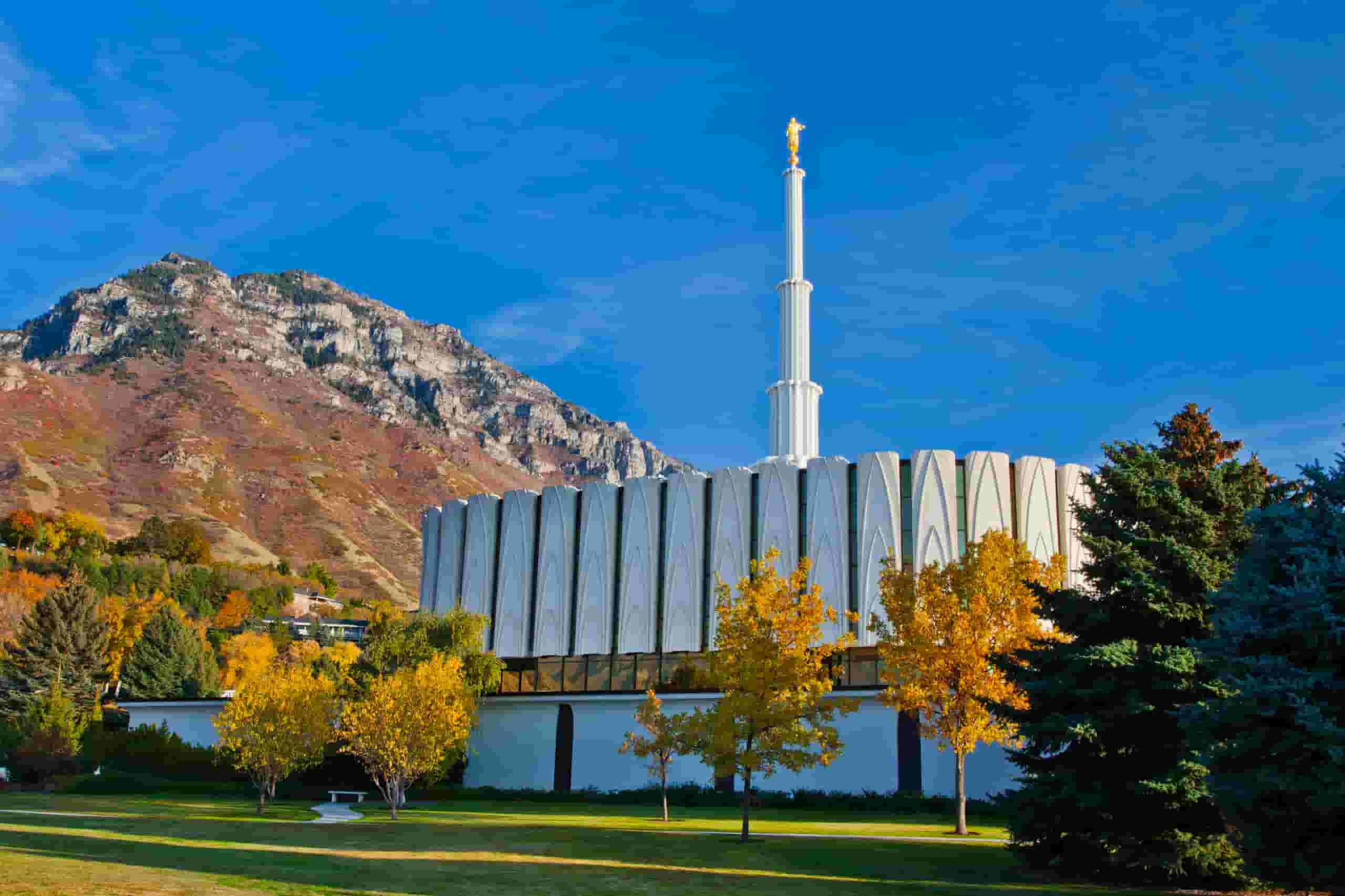 Pronađite jeftine letove do Prova