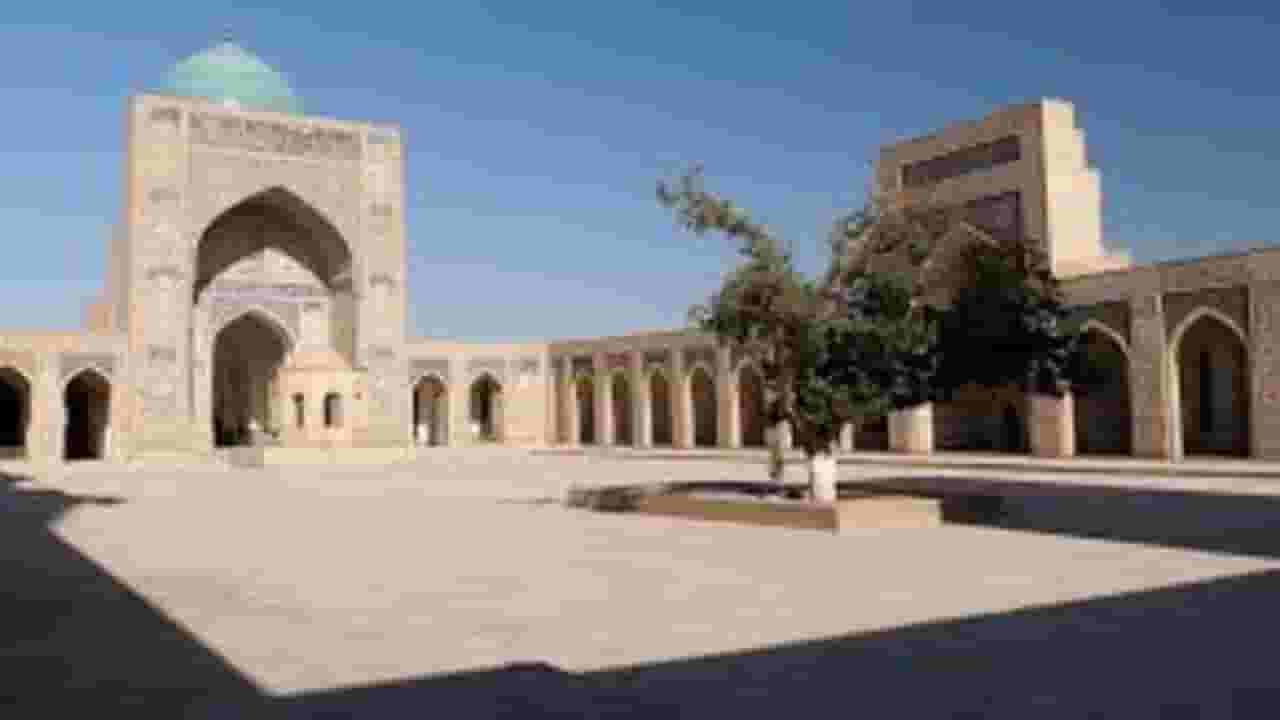 Finden Sie günstige Flüge to Qarshi