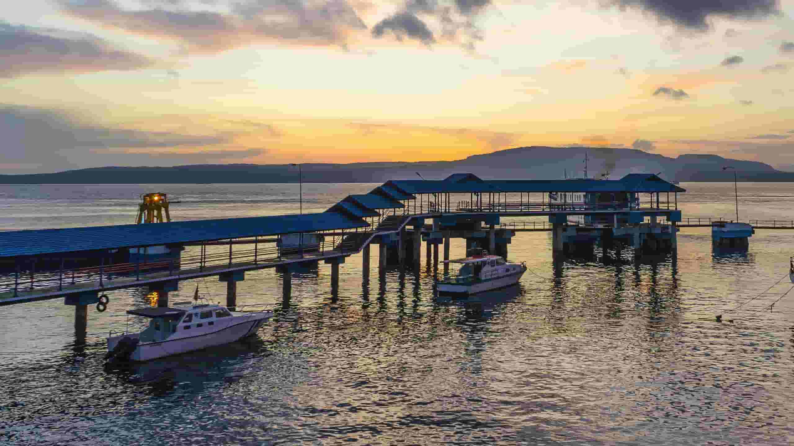 Wyszukaj tanie loty to Ketapang