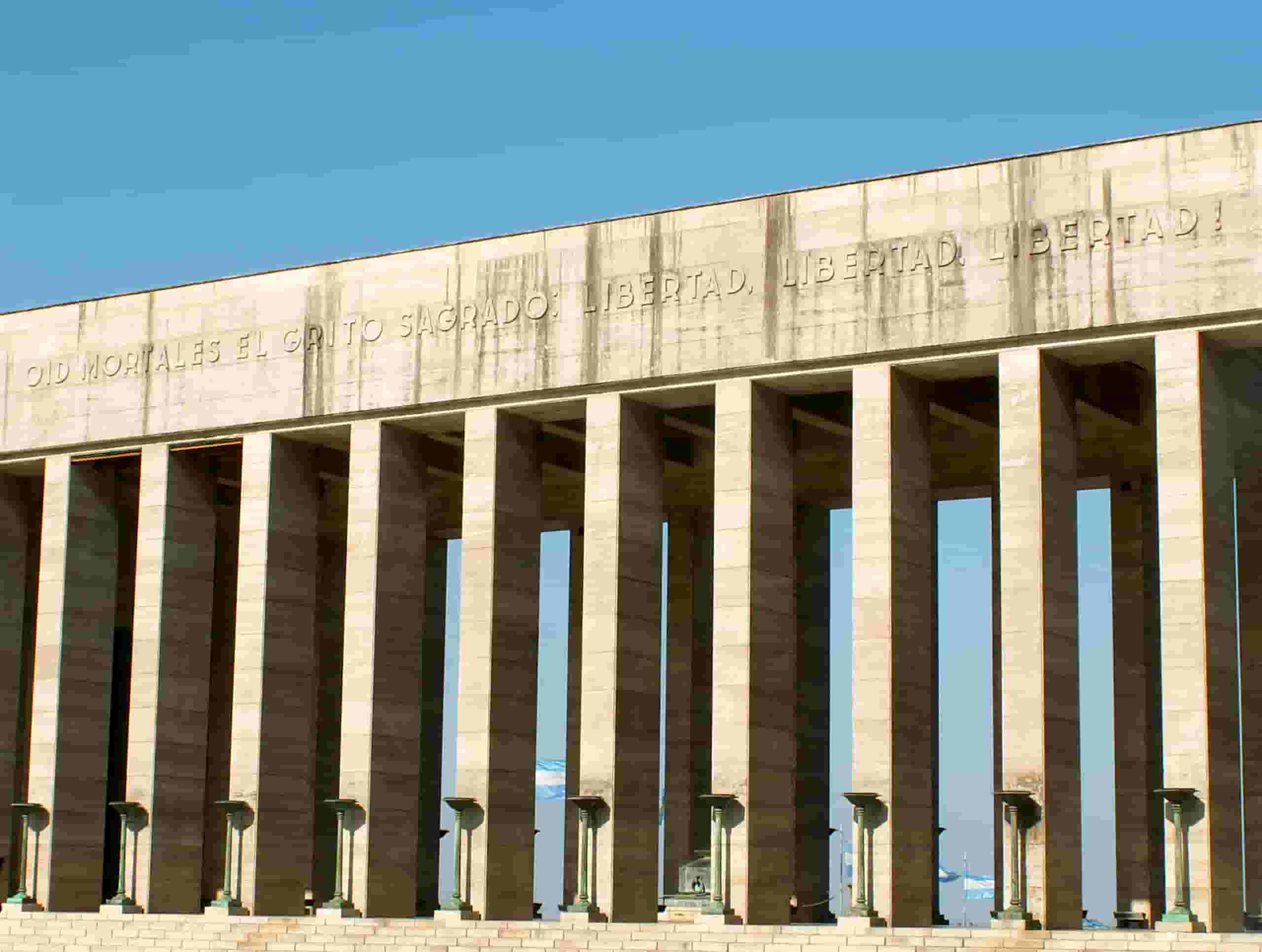 Find cheap flights to Rosario from $466