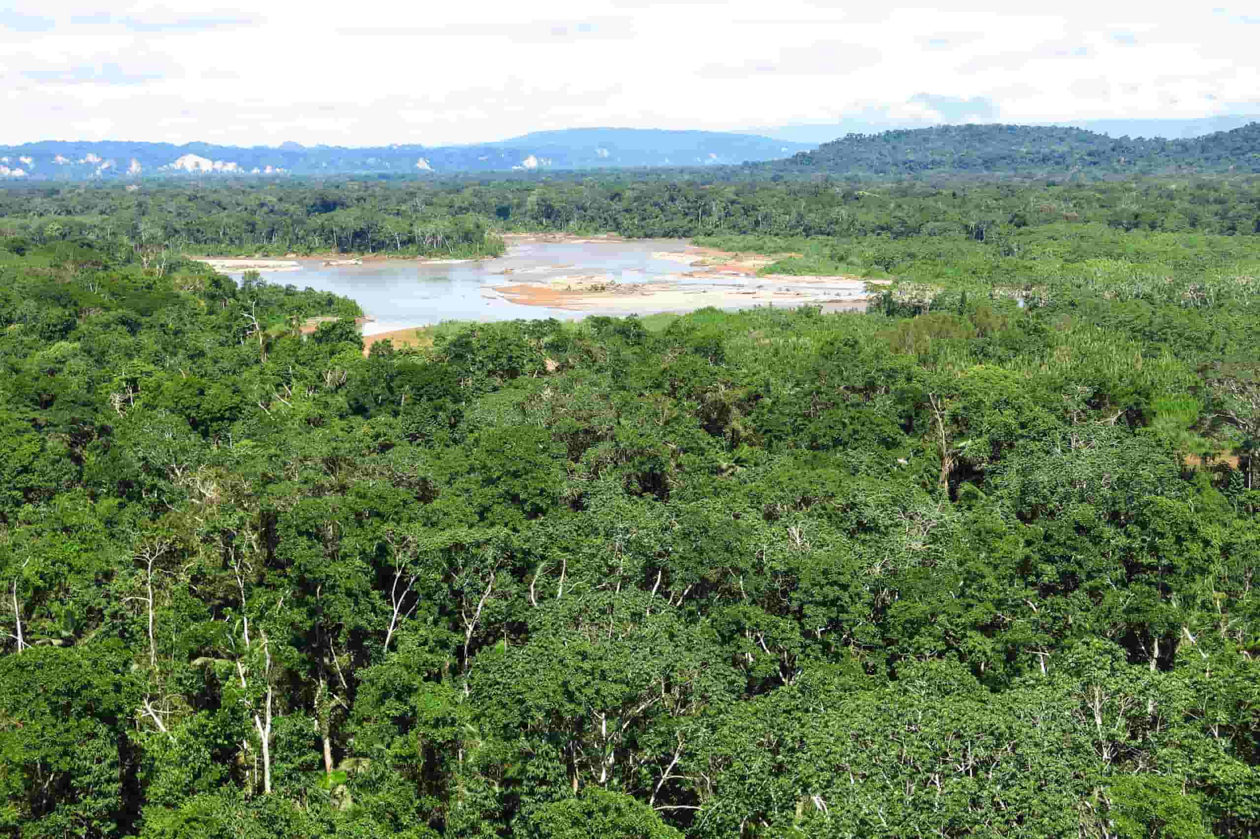 Cheap car rentals in Rurrenabaque, Bolivia