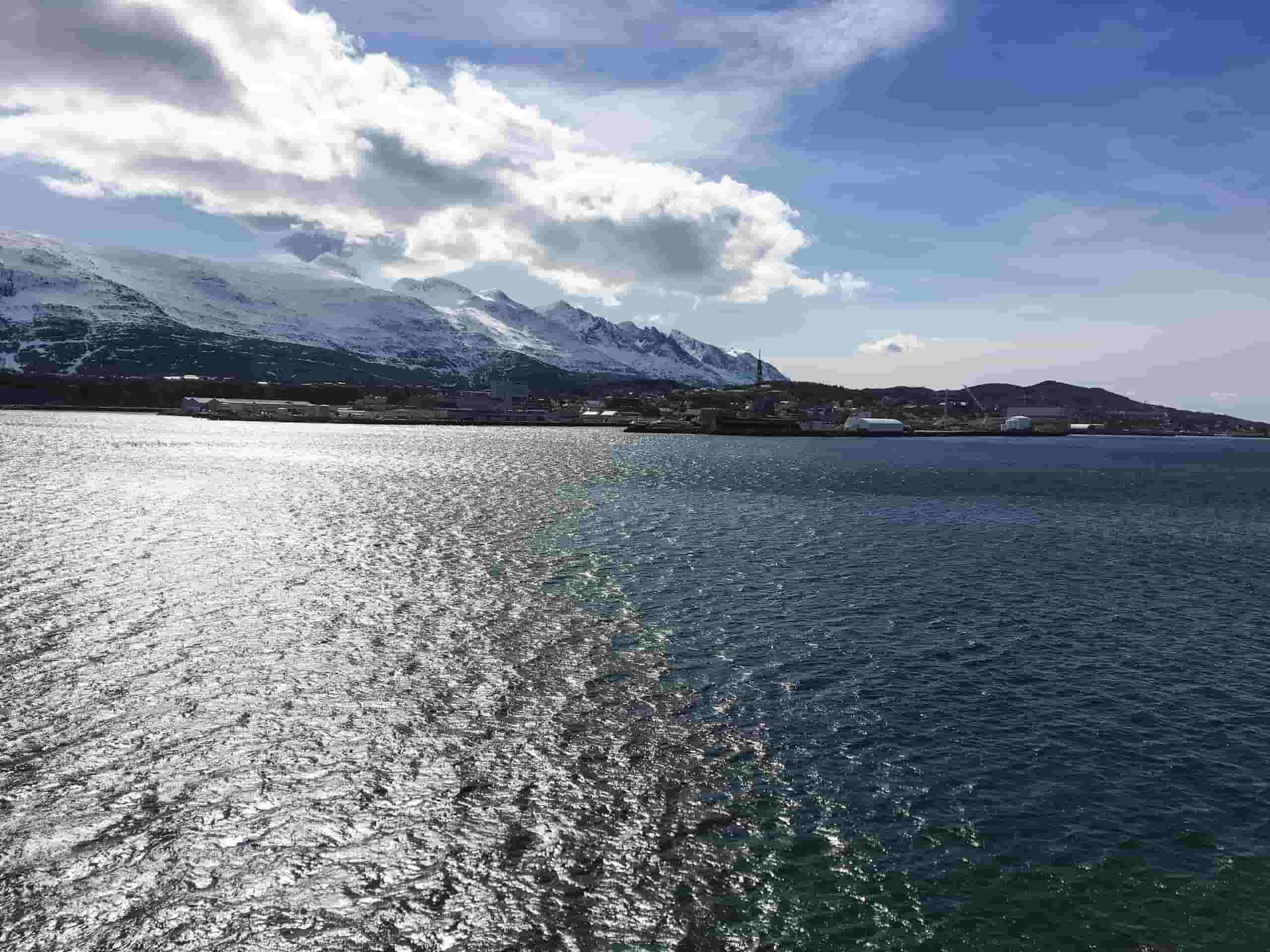 Noleggio auto economico a Sandnessjøen, Norvegia