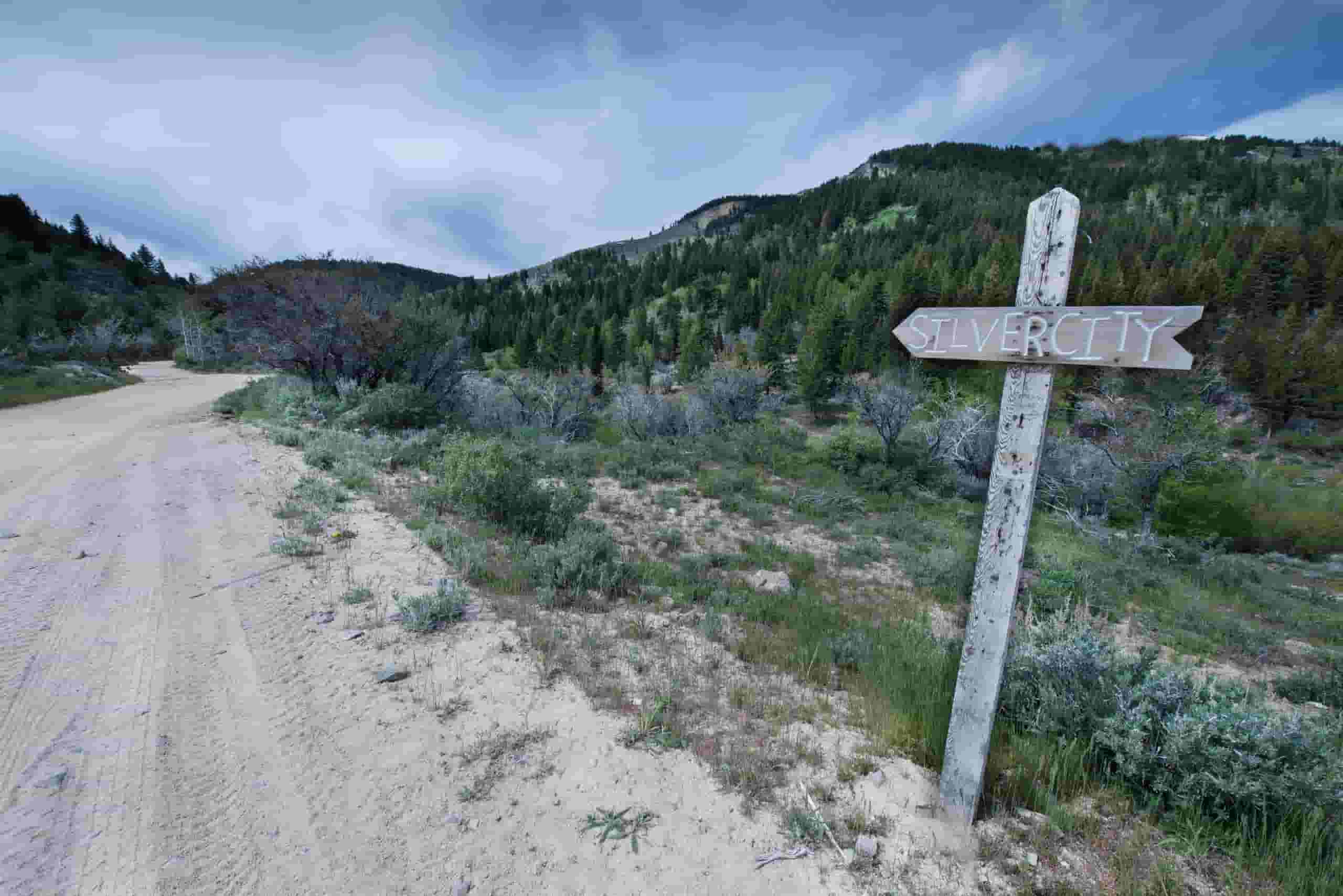 Wyszukaj tanie loty to Silver City