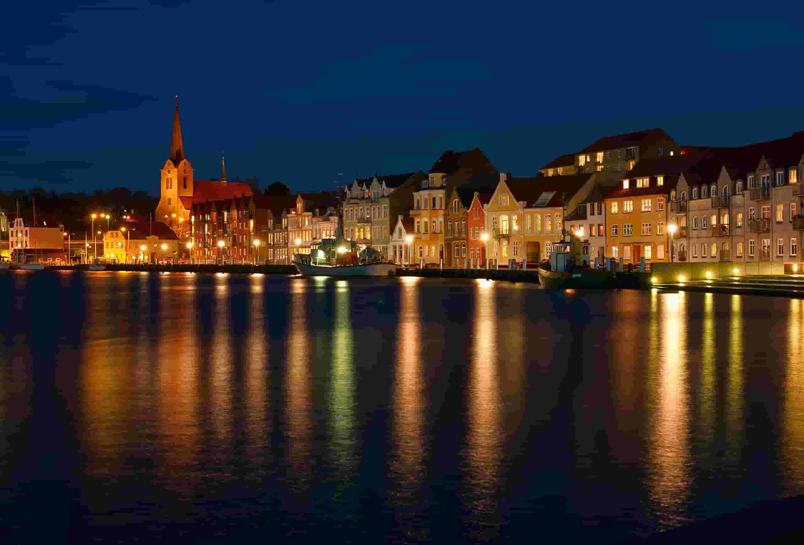 Keressen olcsó repülőjegyeket To Sønderborg