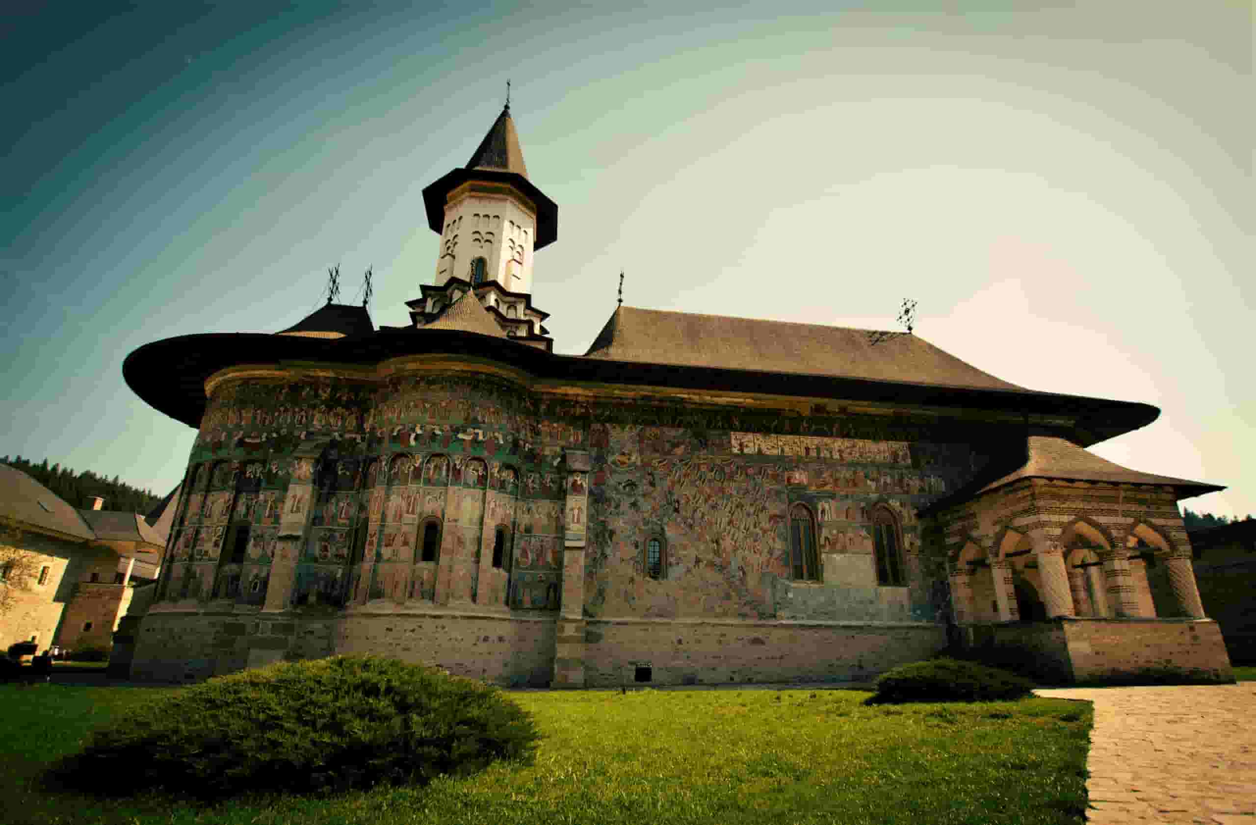 Finden Sie günstige Flüge nach Suceava