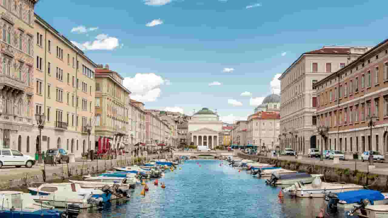 Trova voli economici a Trieste