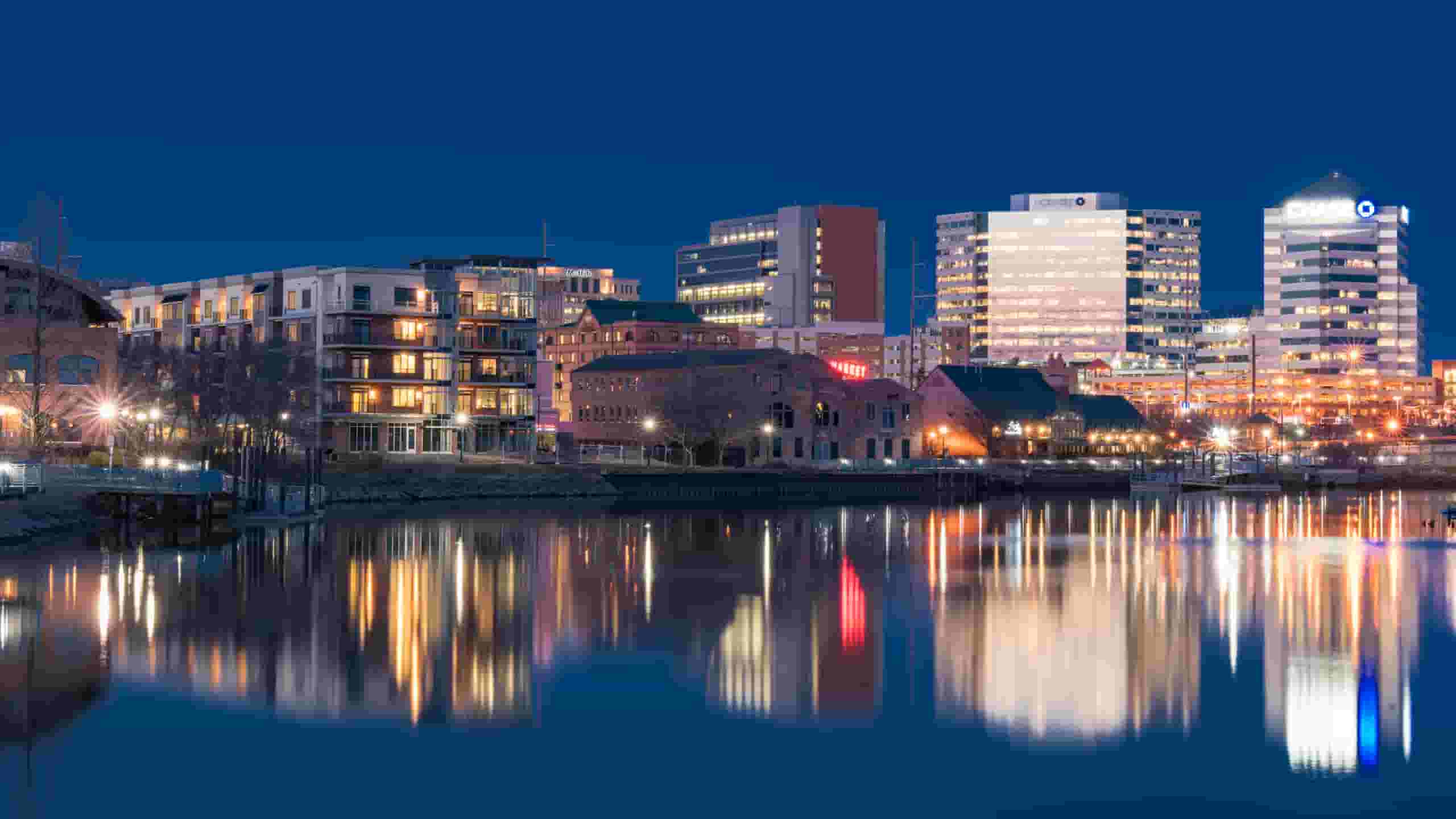 Wyszukaj tanie loty do Wilmington