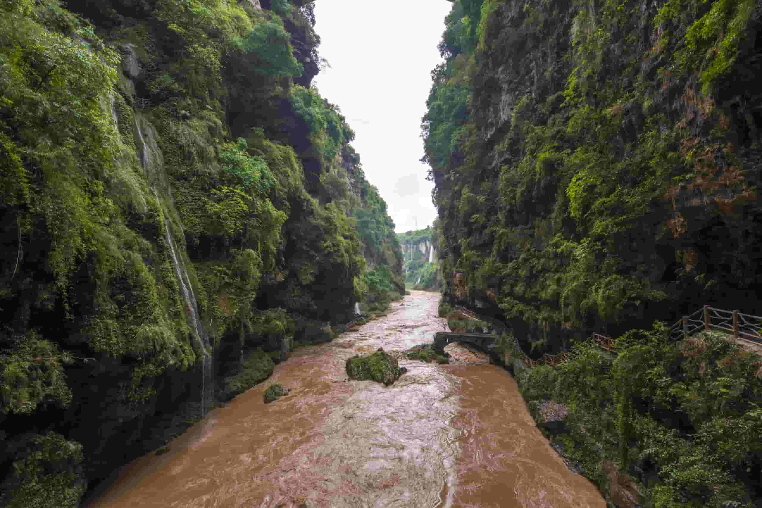 Find cheap flights to Xingyi, Guizhou