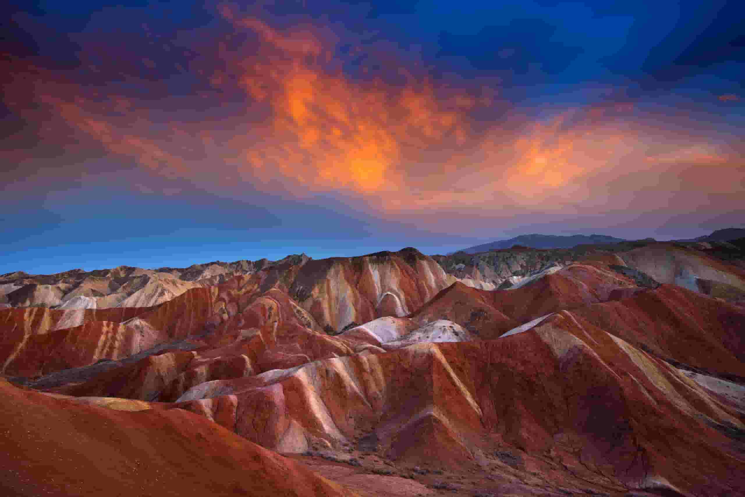 Find cheap flights to Zhangye