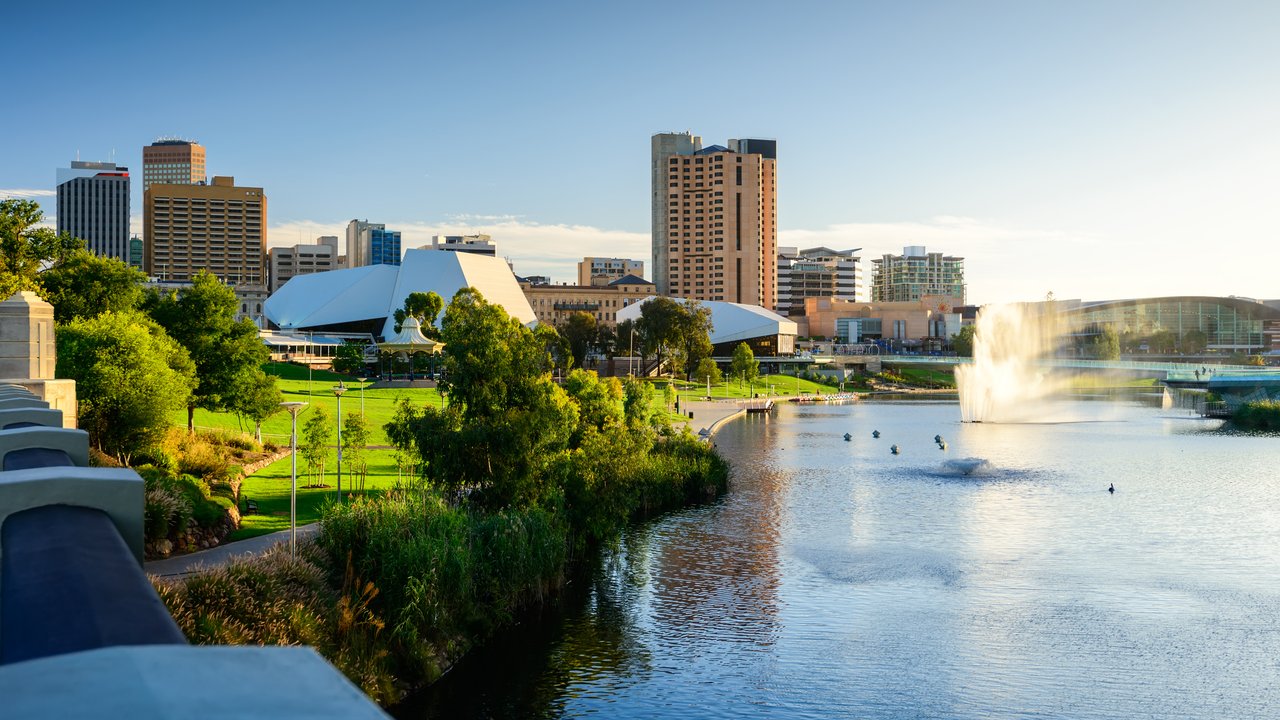 Melbourne - Adelaide