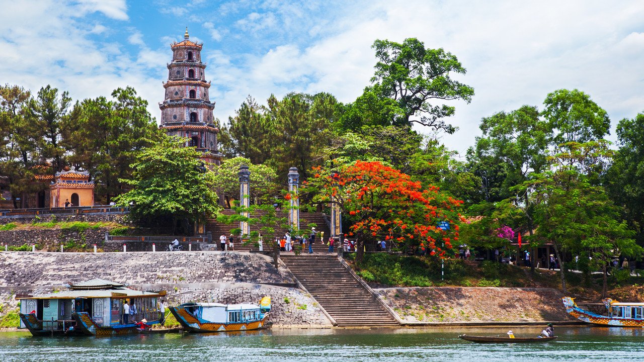 Ho Chi Minh City - Hue