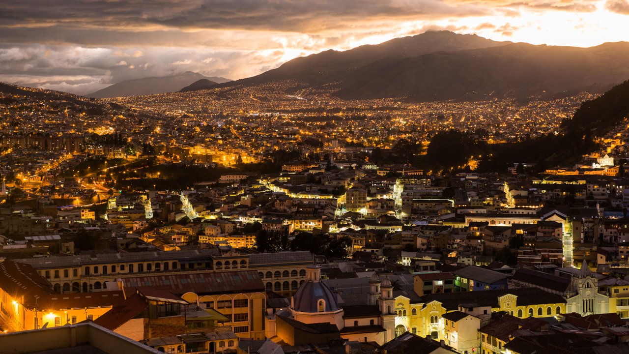 Manta - Quito