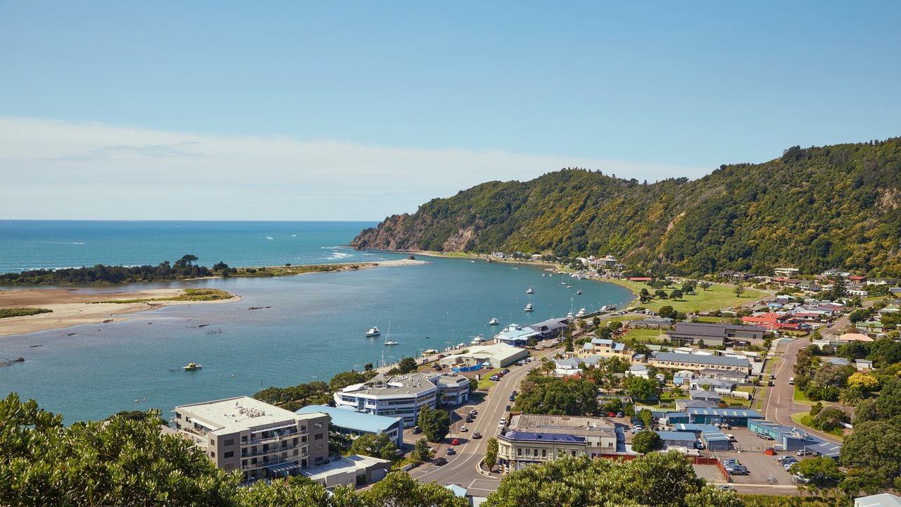 Auckland - Whakatane