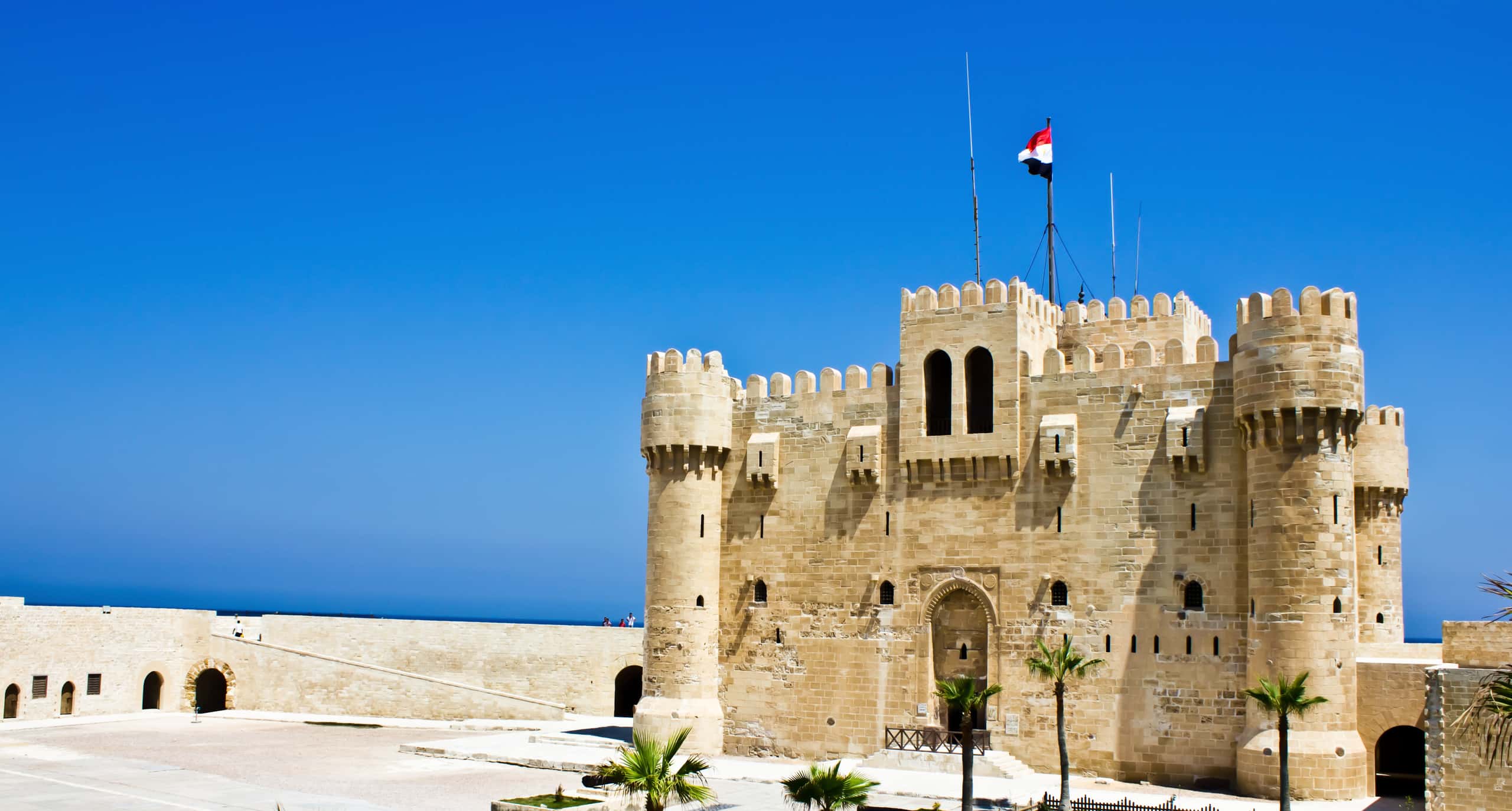Cheap flights from London to Alexandria from £97