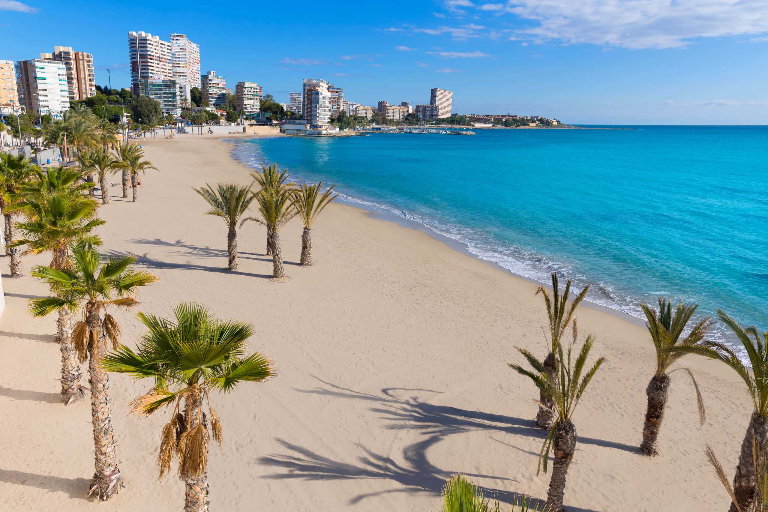 Cheap flights from Amsterdam to Alicante from $96