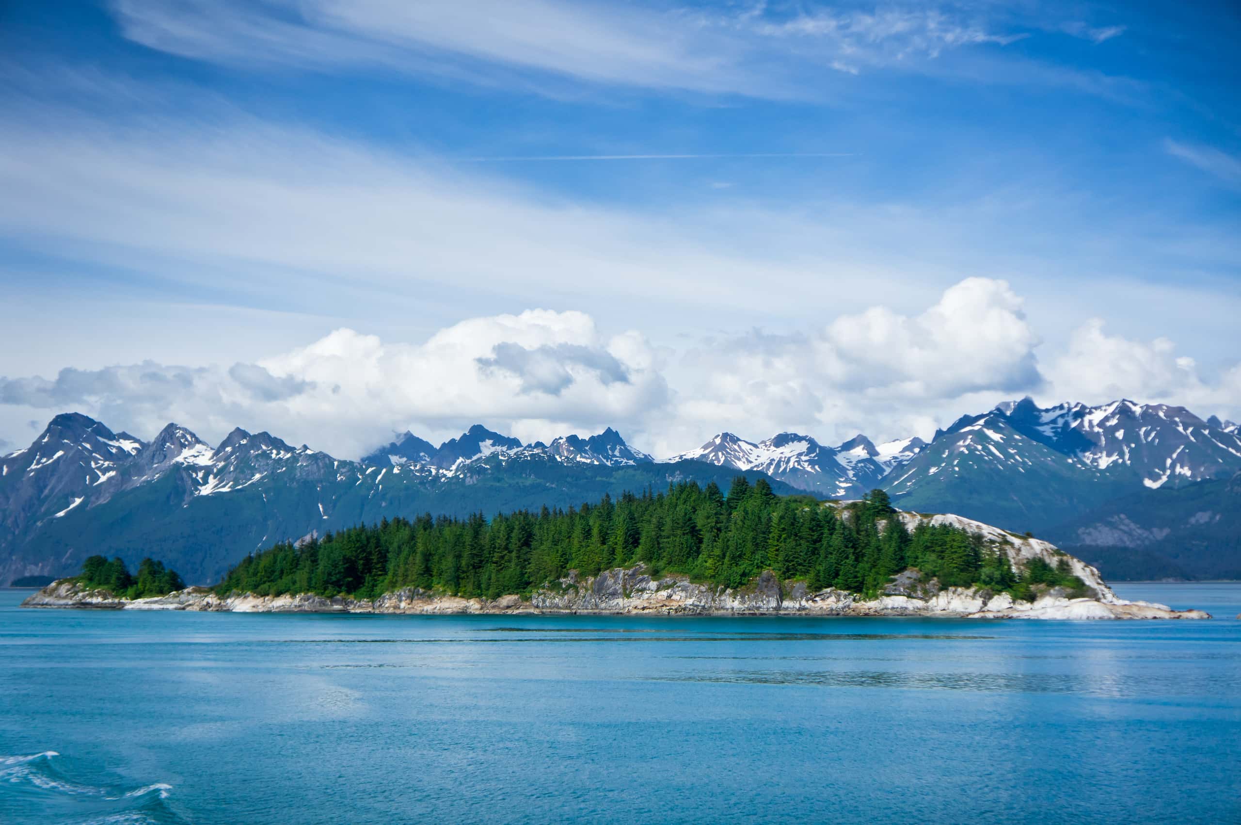 由从郑州前往到安克雷奇的低价航班仅需 ¥5,468 起