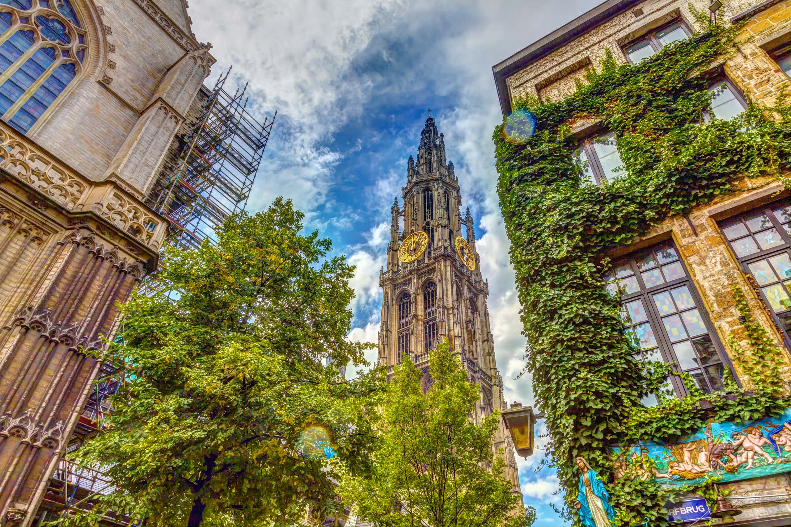 Vols pas chers depuis Alicante vers Anvers à partir de CA$77