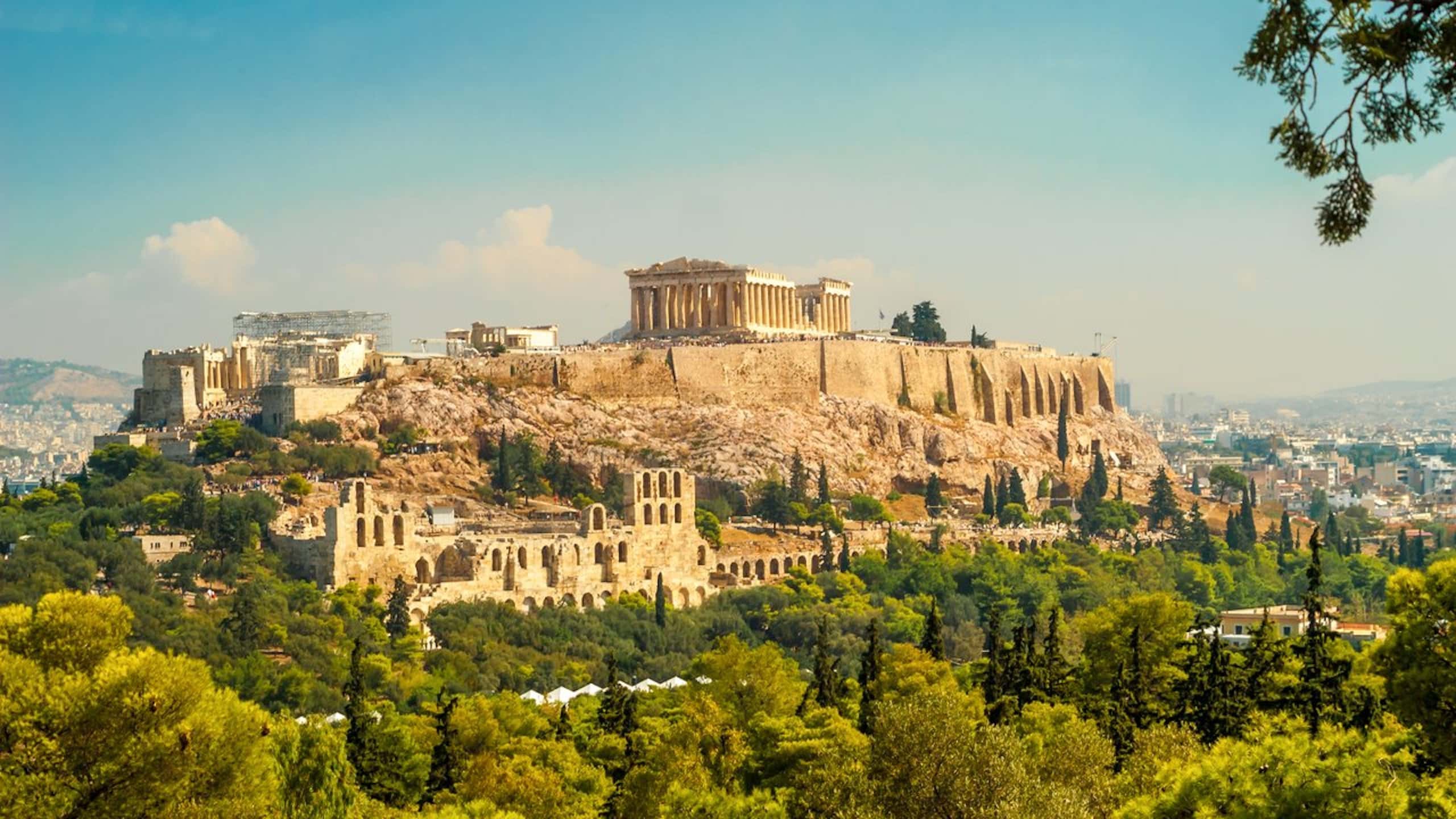 Cheap flights from Istanbul to Athens from £41