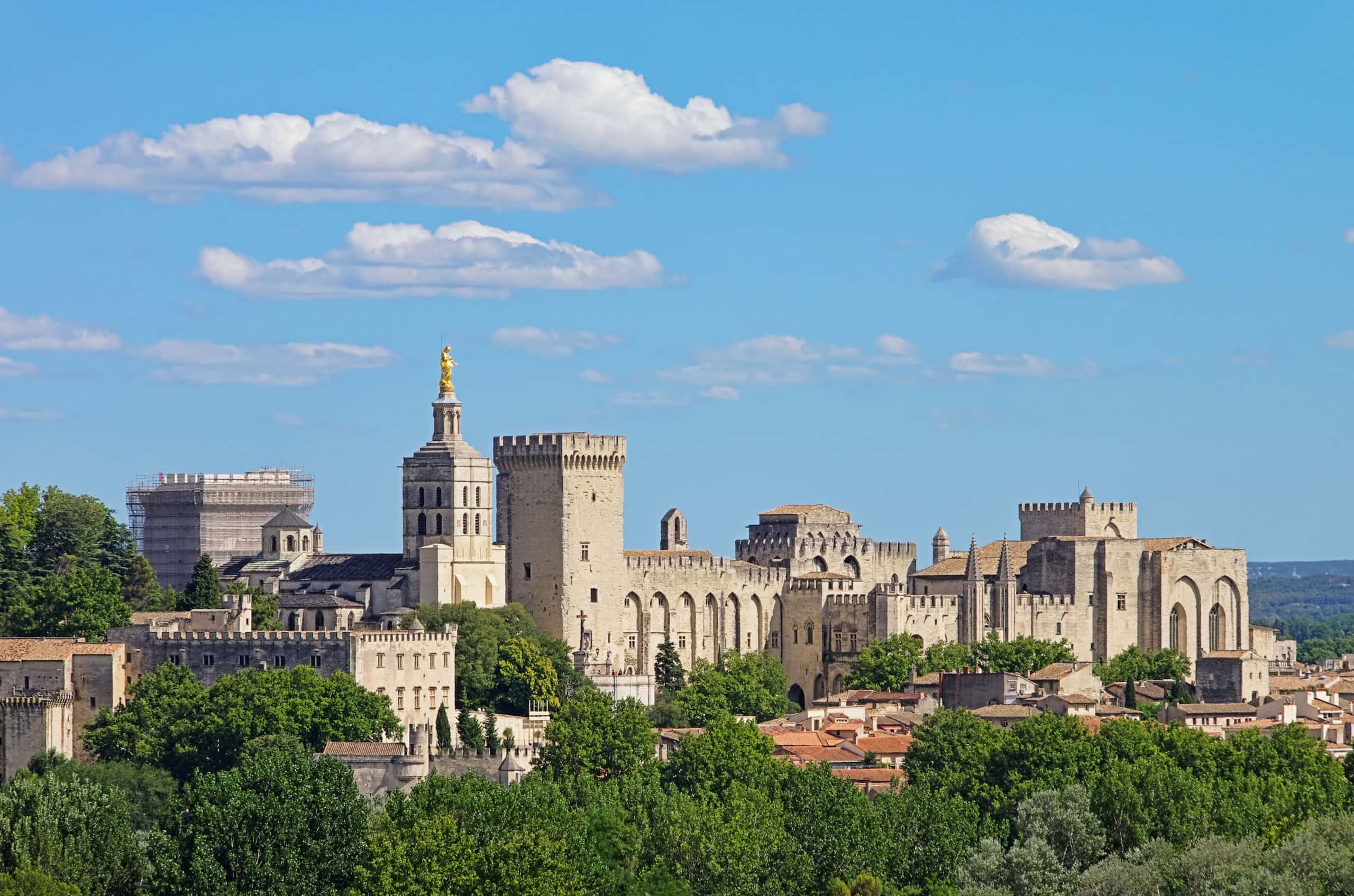 Cheap flights from Erzurum to Avignon from 