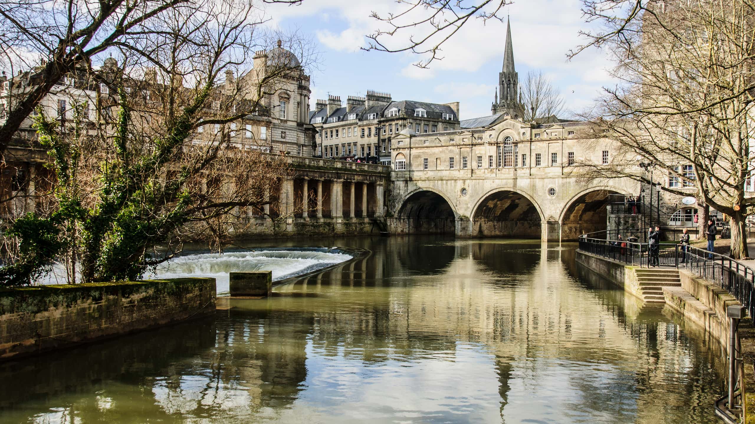 Cheap flights from Oxford to Bath from £86