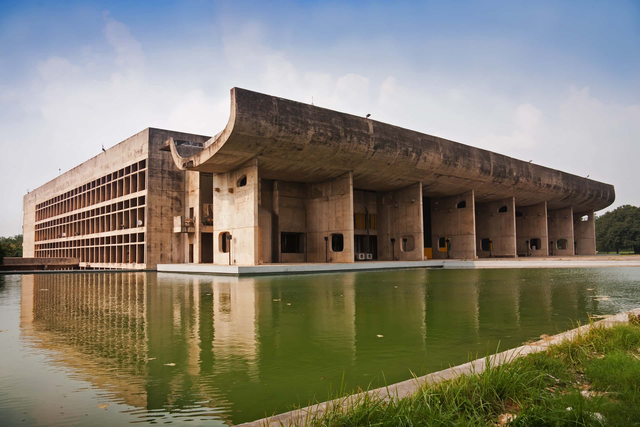 Vols pas chers depuis Bengaluru vers Chandigarh à partir de CA$117