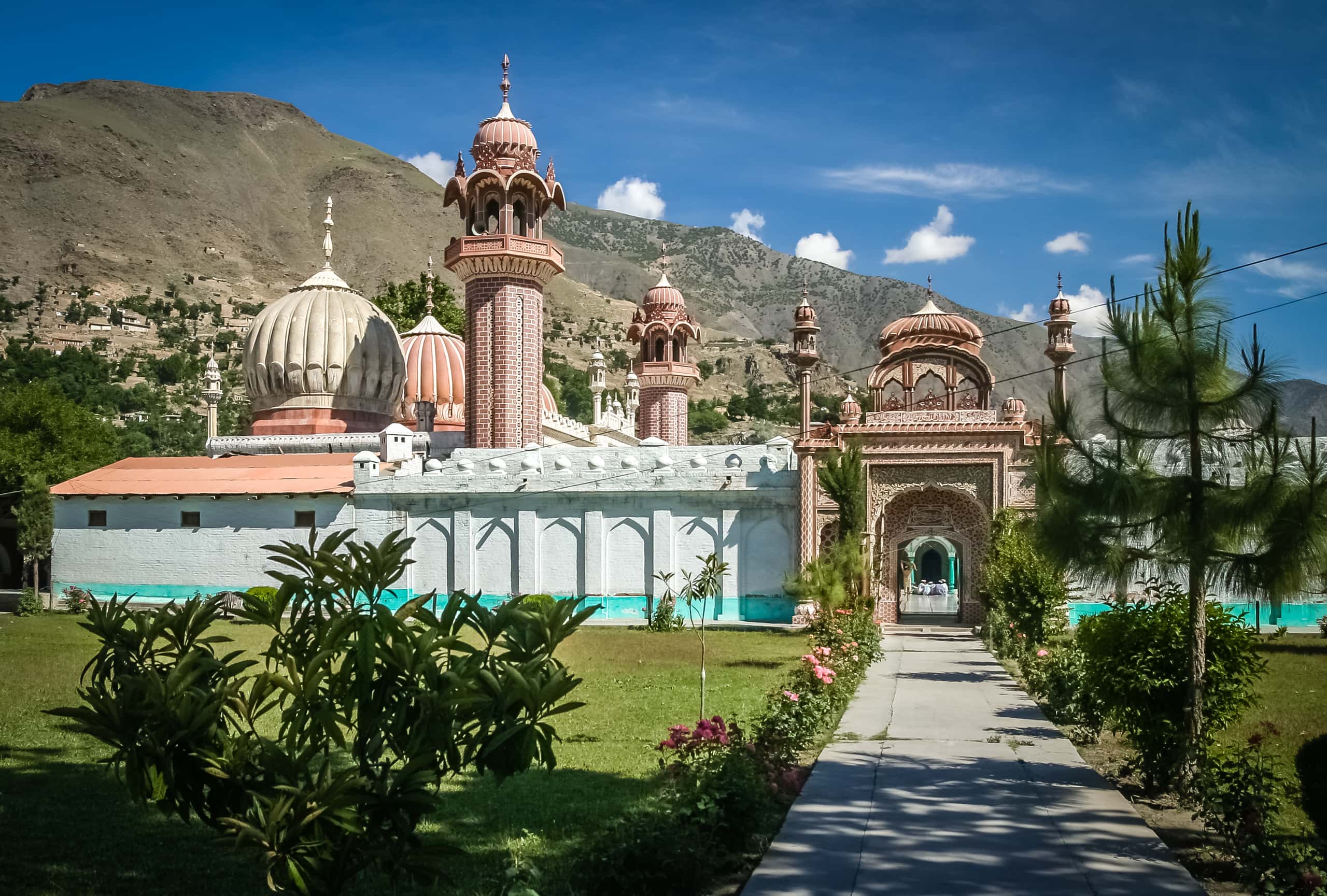 Vuelos baratos de Islamabad a Chitral a partir de 