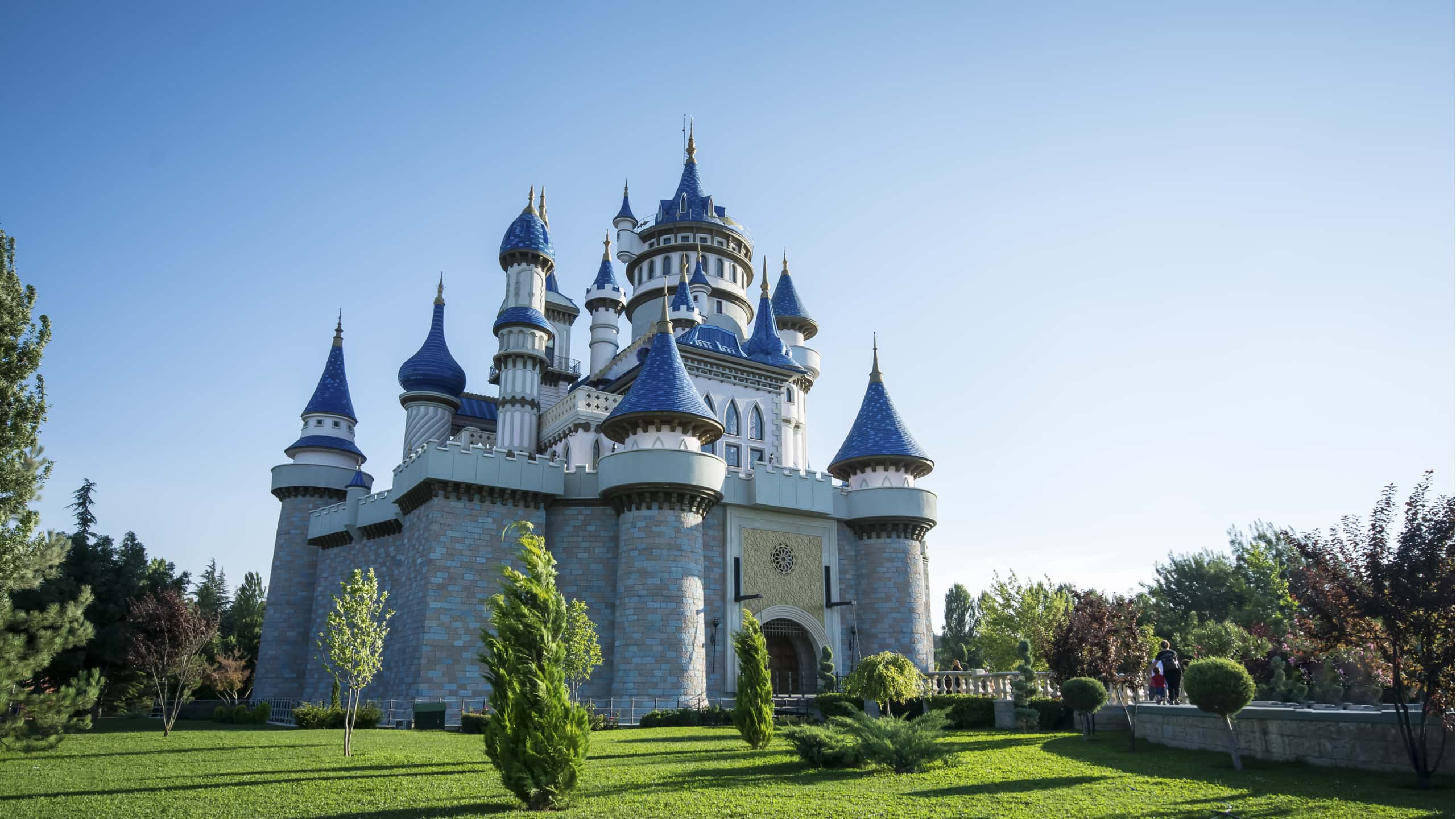 Oostende’den Eskişehir’e ucuz uçak biletleri 11,640 TL başlangıç fiyatıyla