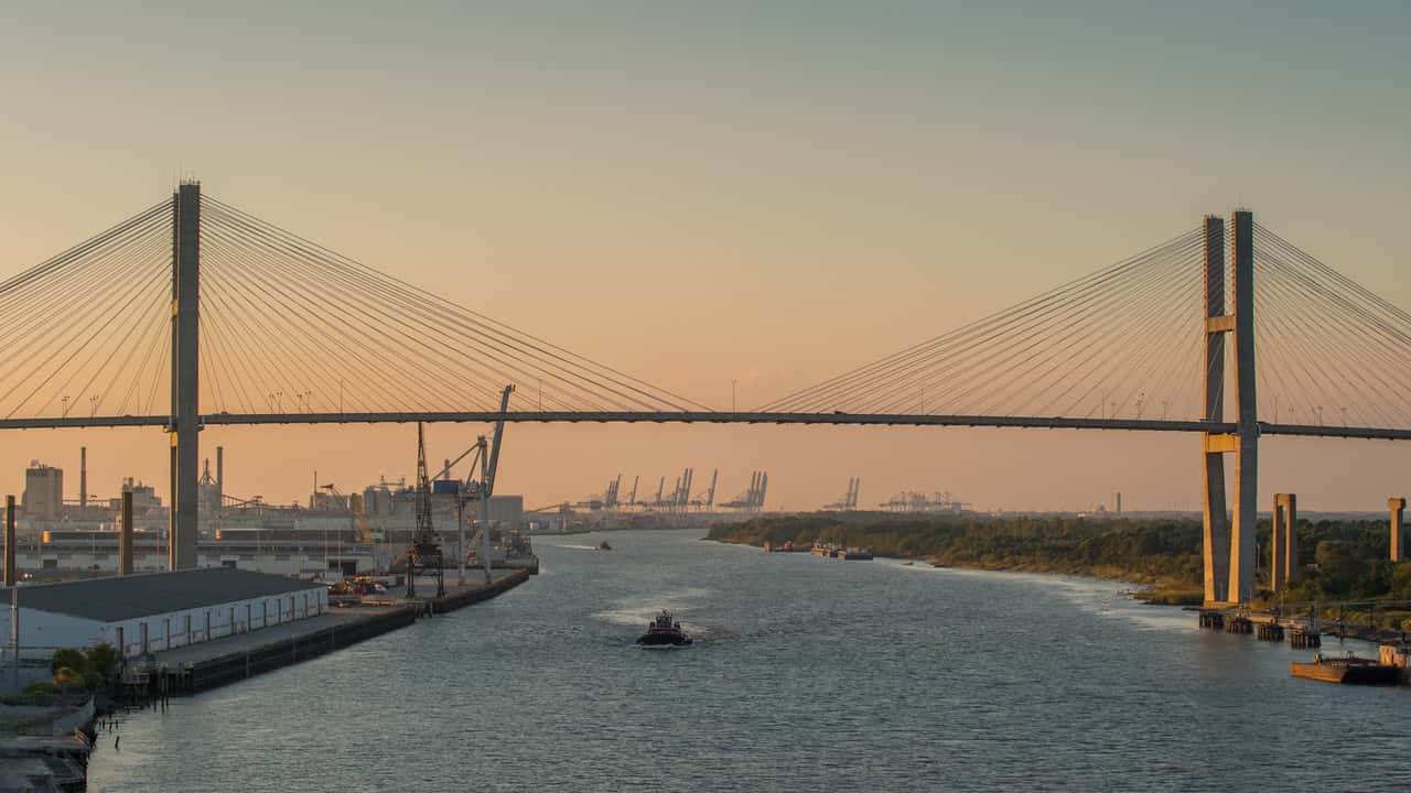 Cheap flights from Calgary to Eugene from CA$375