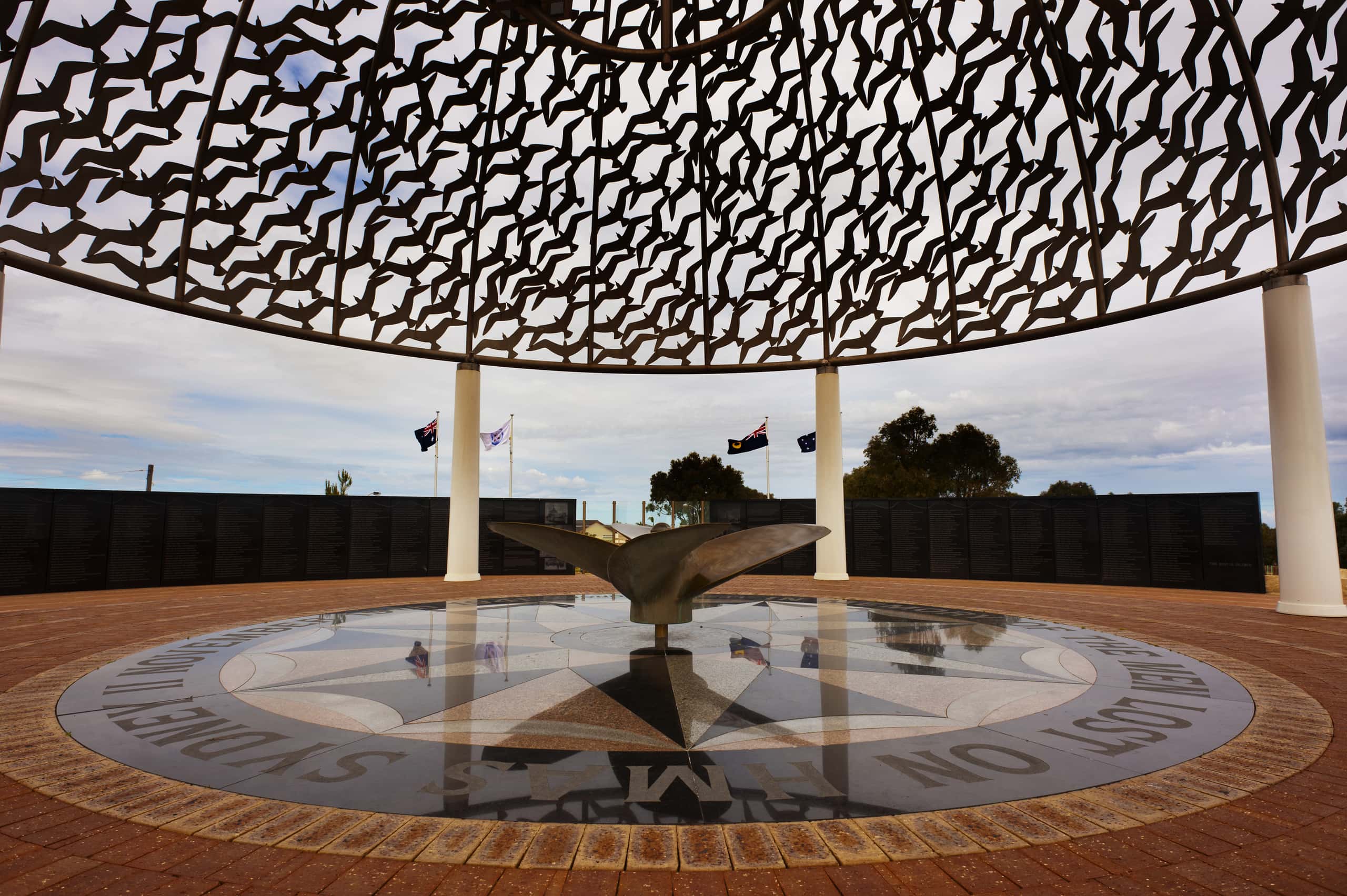 Cheap flights from Manila to Geraldton from £297