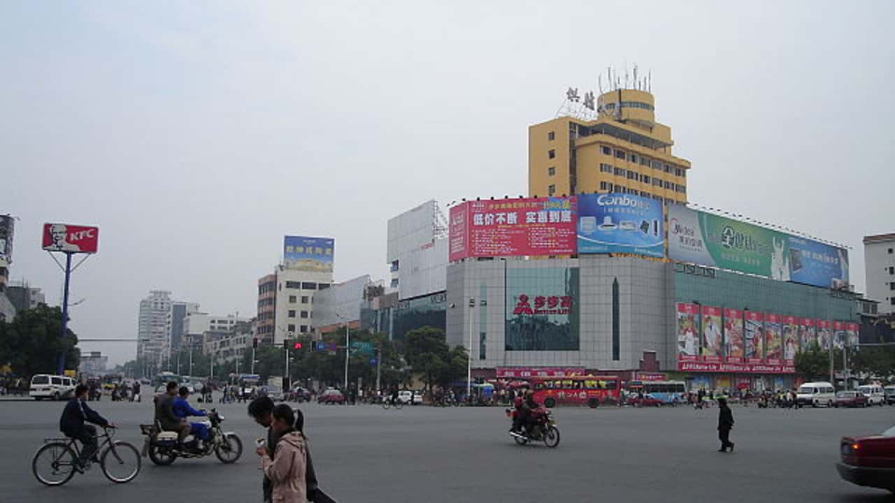 Cheap flights from Chengdu to Hengyang from £207