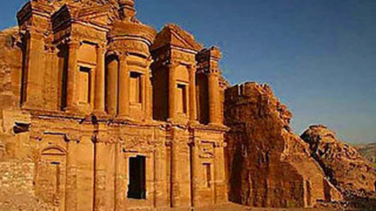 Cheap flights from Aksu City to Hotan from £463