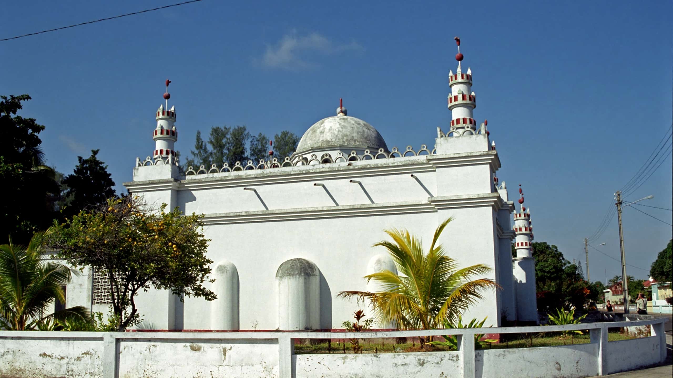 رحلات طيران رخيصة من عمّان إلى إنيامبان بأسعار تبدأ من 2,539 SR