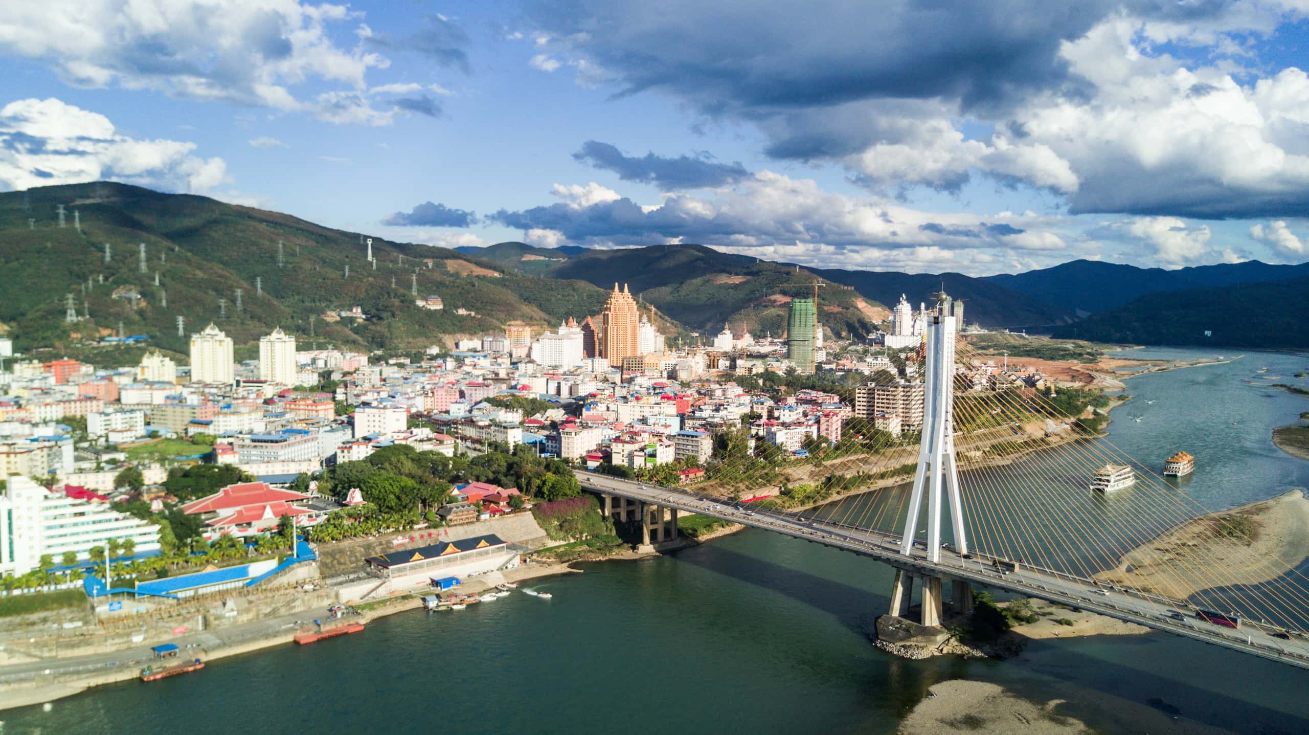 Günstige Flüge von Kunming nach Jinghong ab 204 €