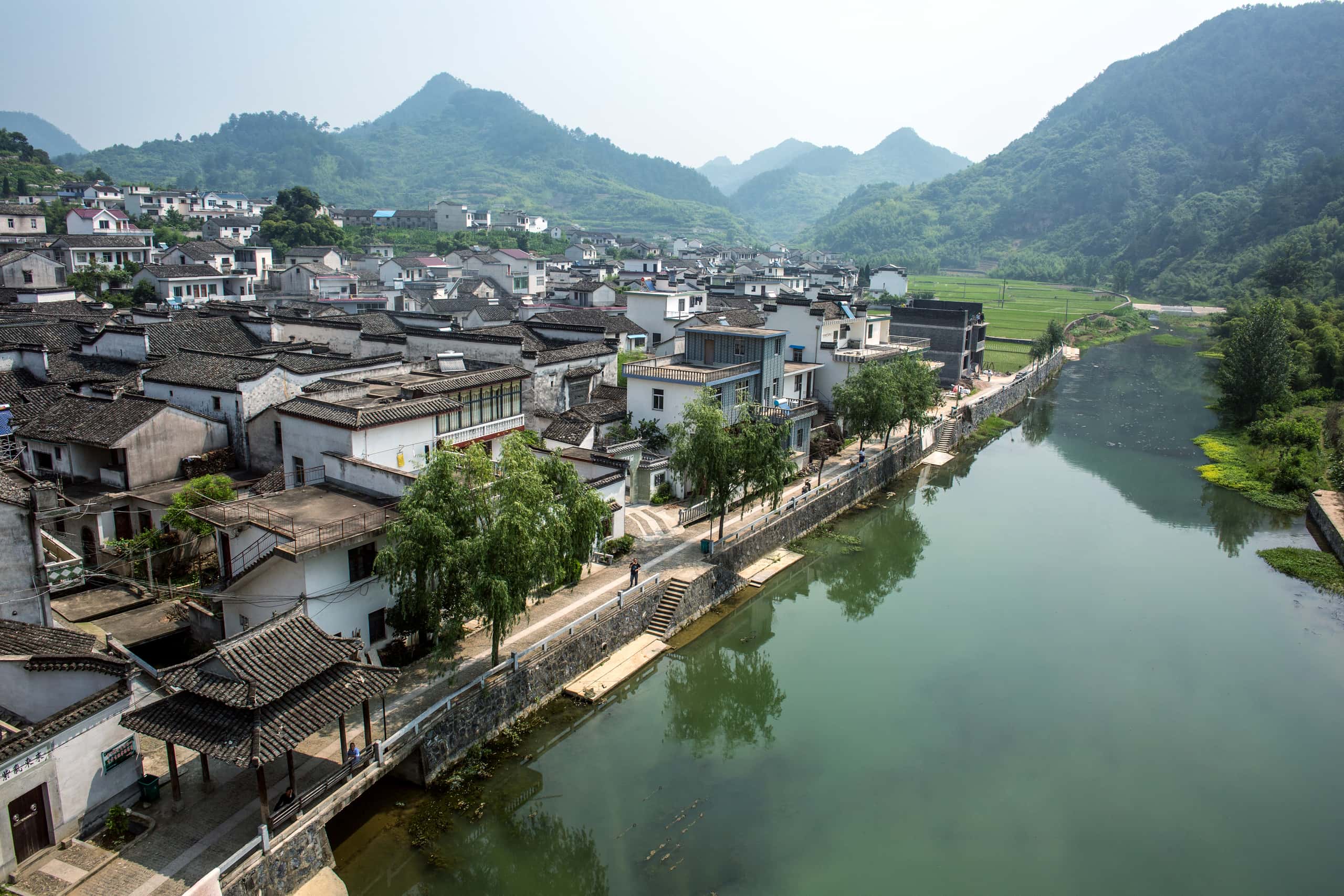 大阪発鶏西行きの格安チケットが¥54,571～