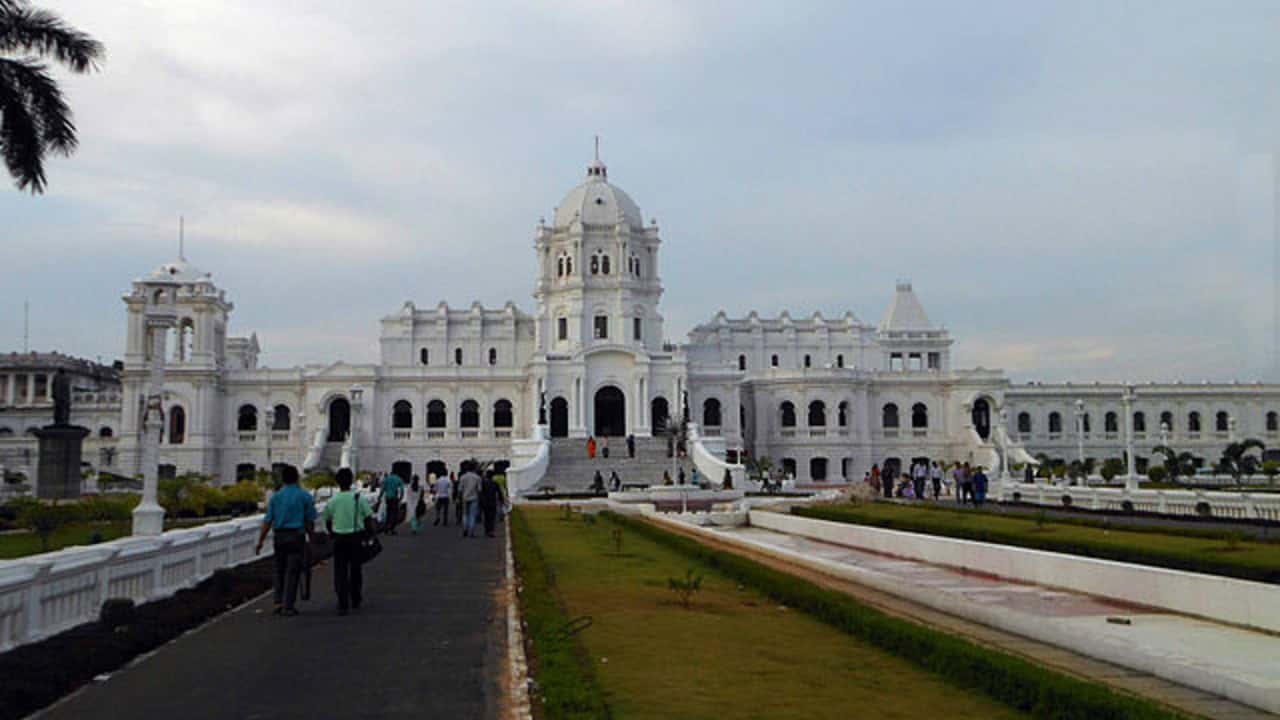 Cheap flights from Belgaum to Kadapa from £76