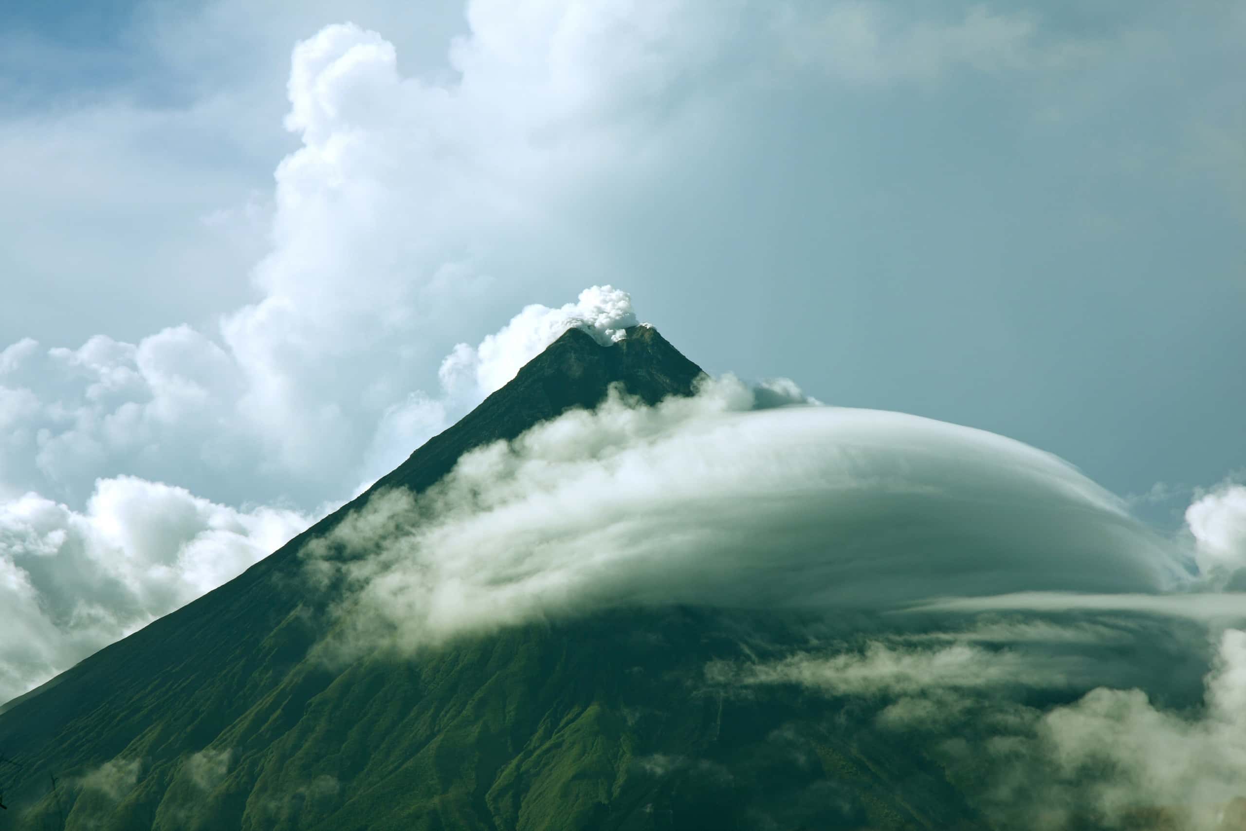 Billige flybilletter from Manila to Legazpi fra 186 kr