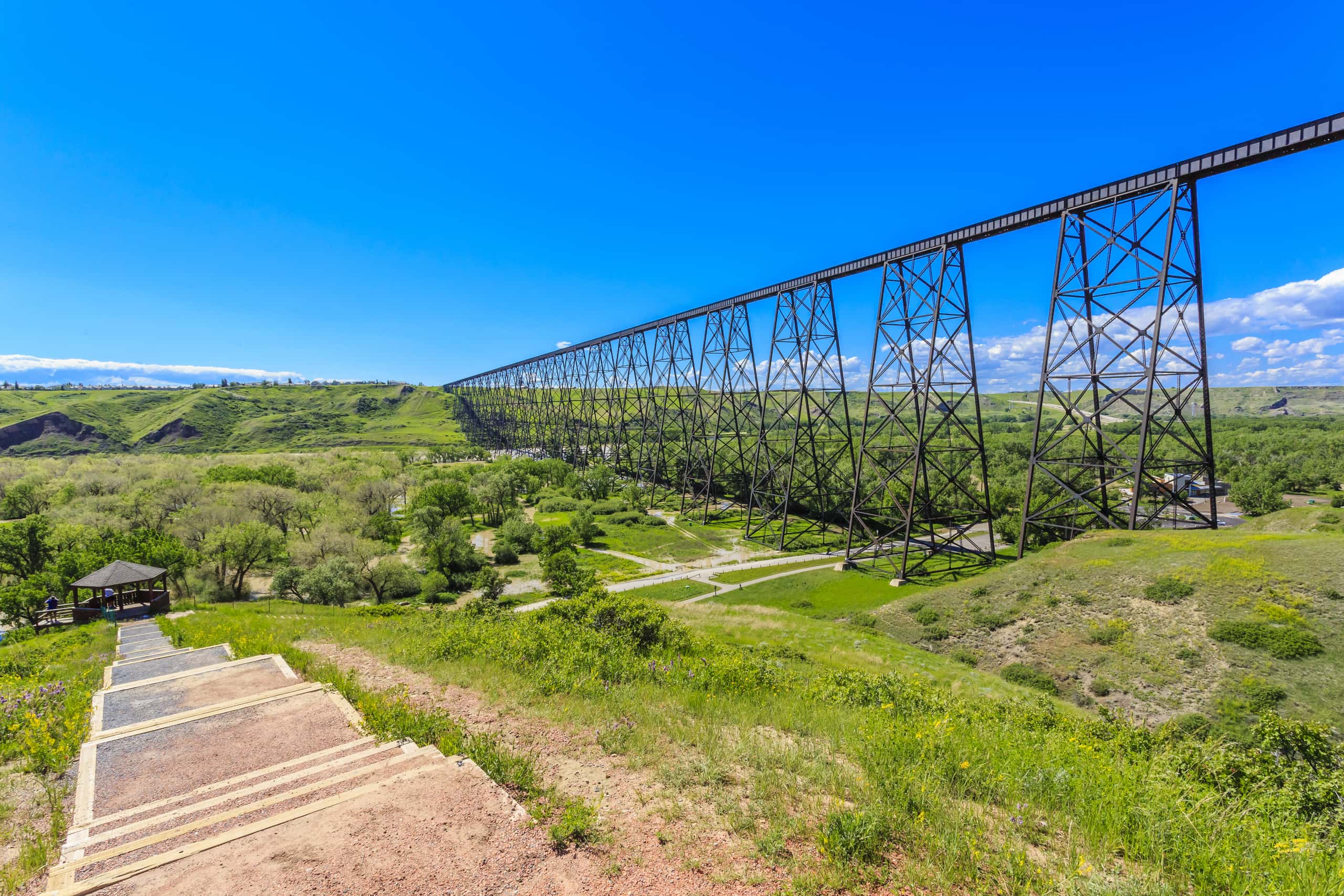 Cheap flights from Venice to Lethbridge from £332