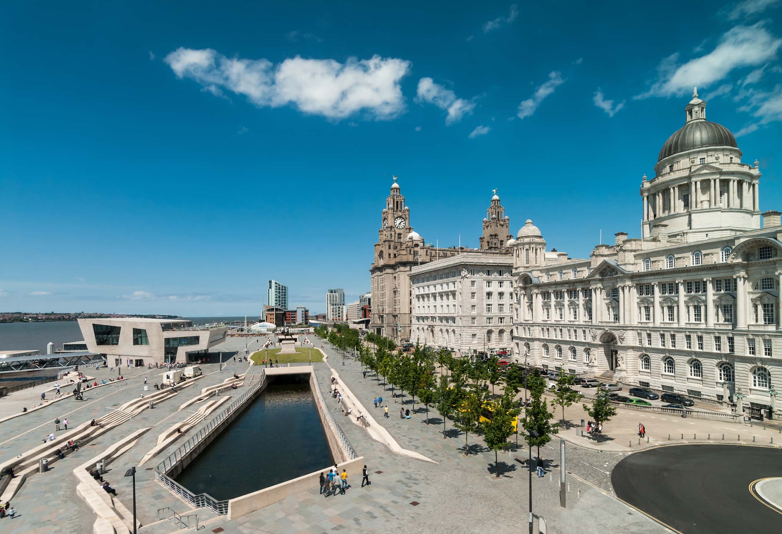 Cheap flights from Valencia to Liverpool from £58