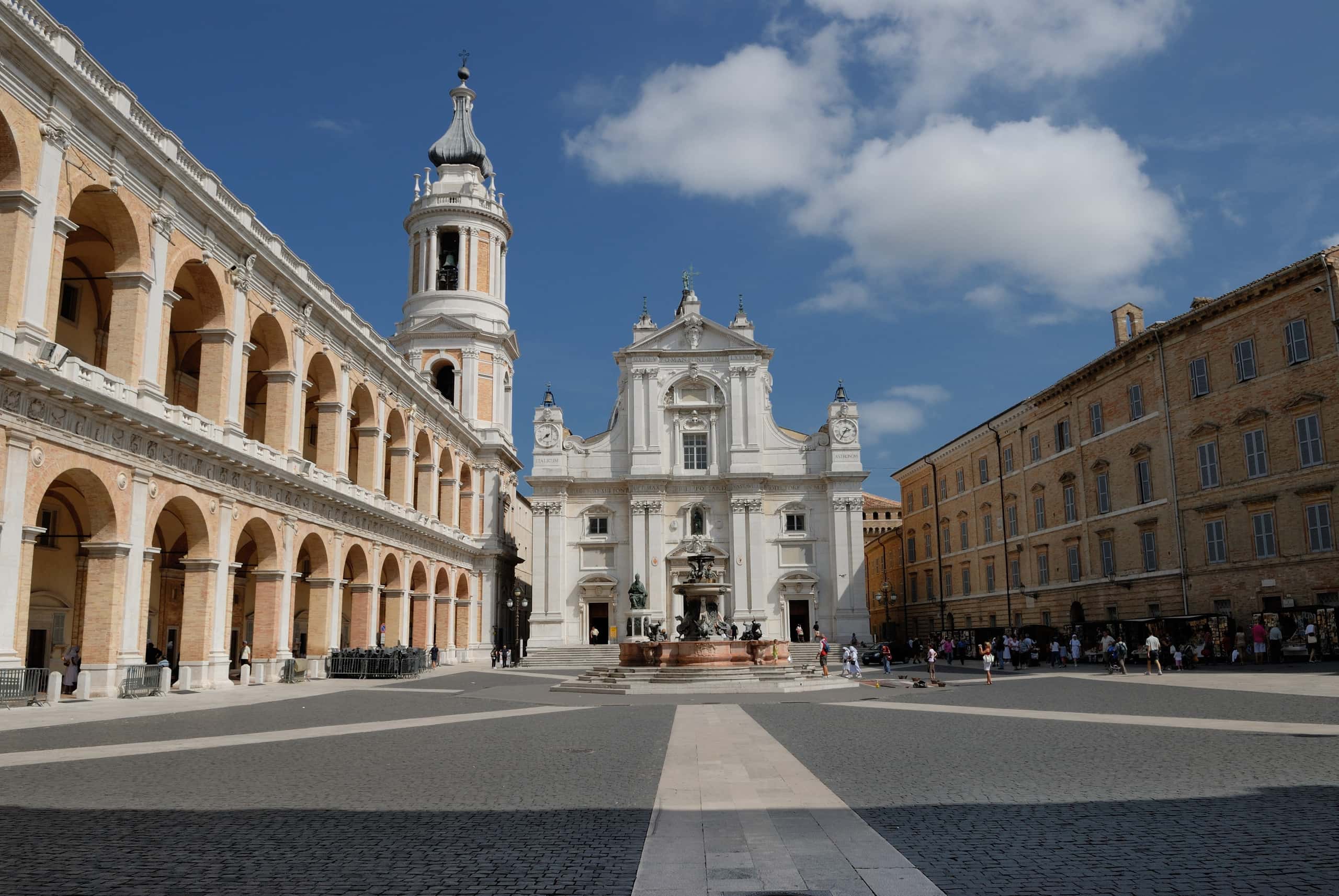 טיסות זולות ממקסיקו סיטי ללורטו החל מ-₪ 1,094