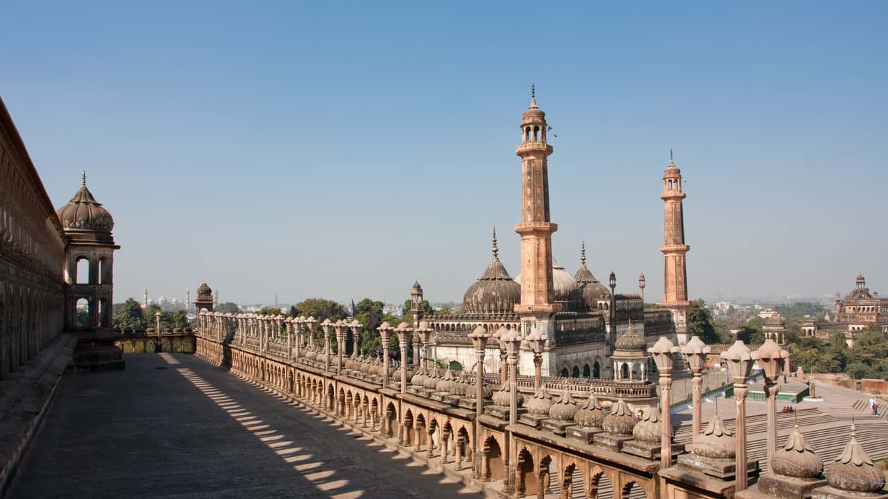 Cheap flights from Ahmedabad to Lucknow from £49