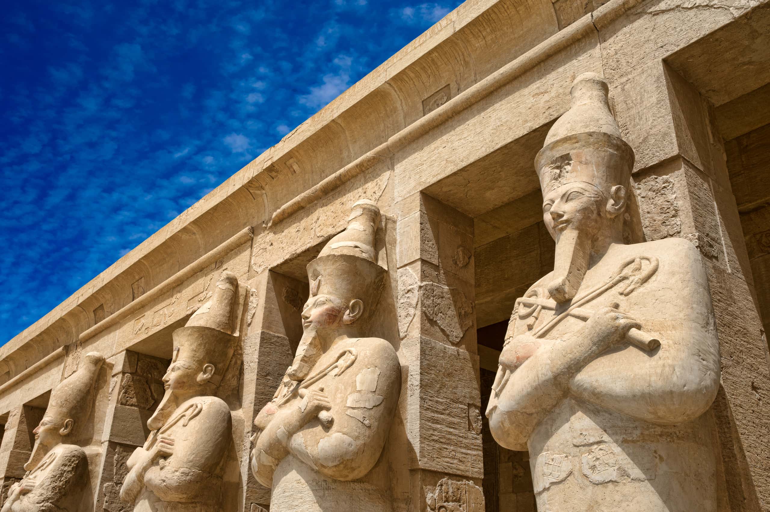 Cheap flights from New York to Luxor from £254