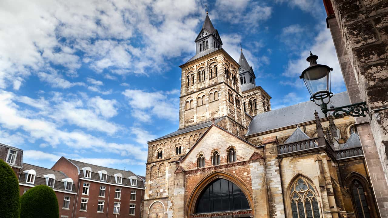 Vols barats d’Alacant a Maastricht a partir de 117 €