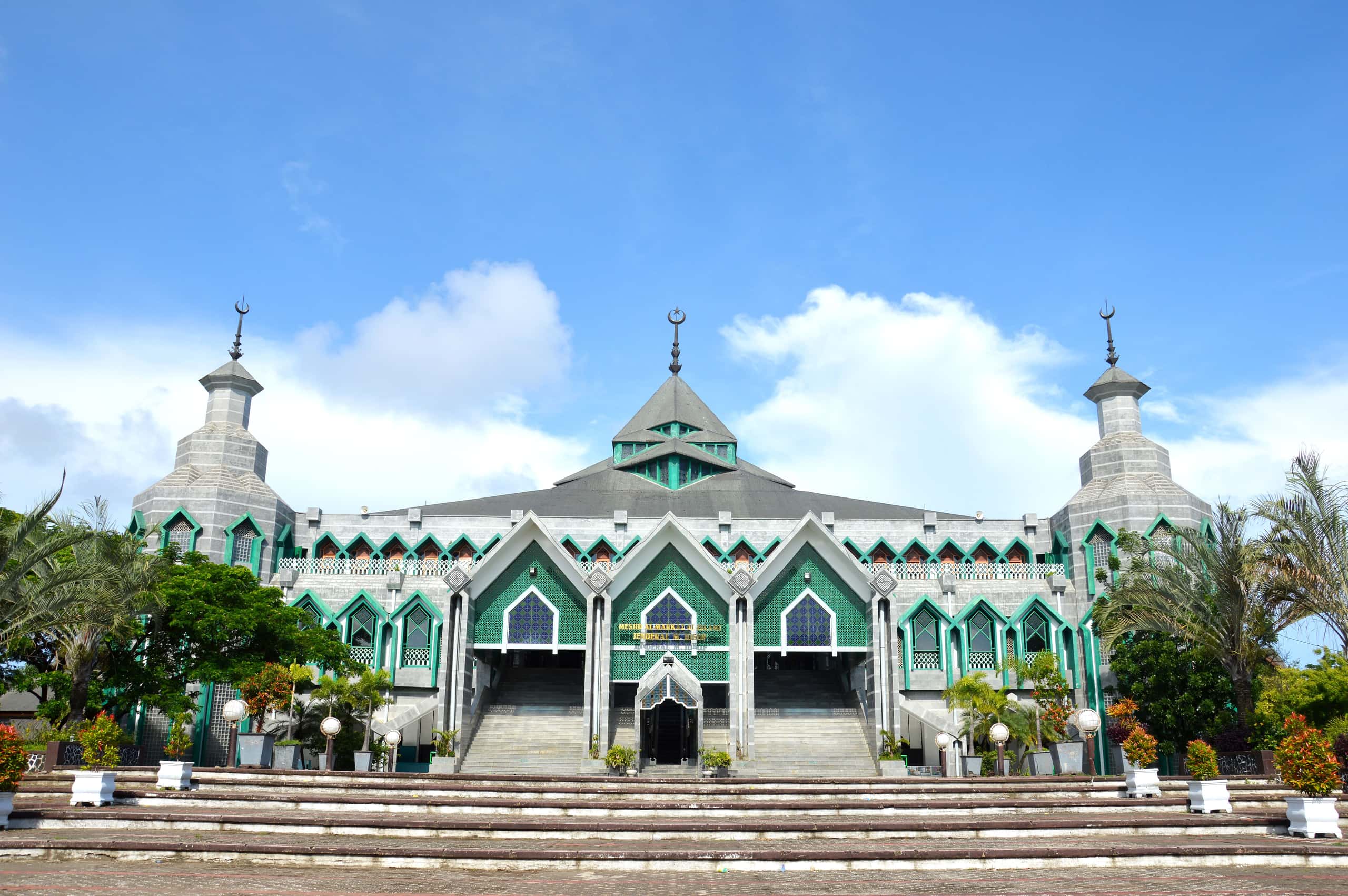 رحلات طيران رخيصة من جاكرتا إلى ماكاسار بأسعار تبدأ من 311 SR